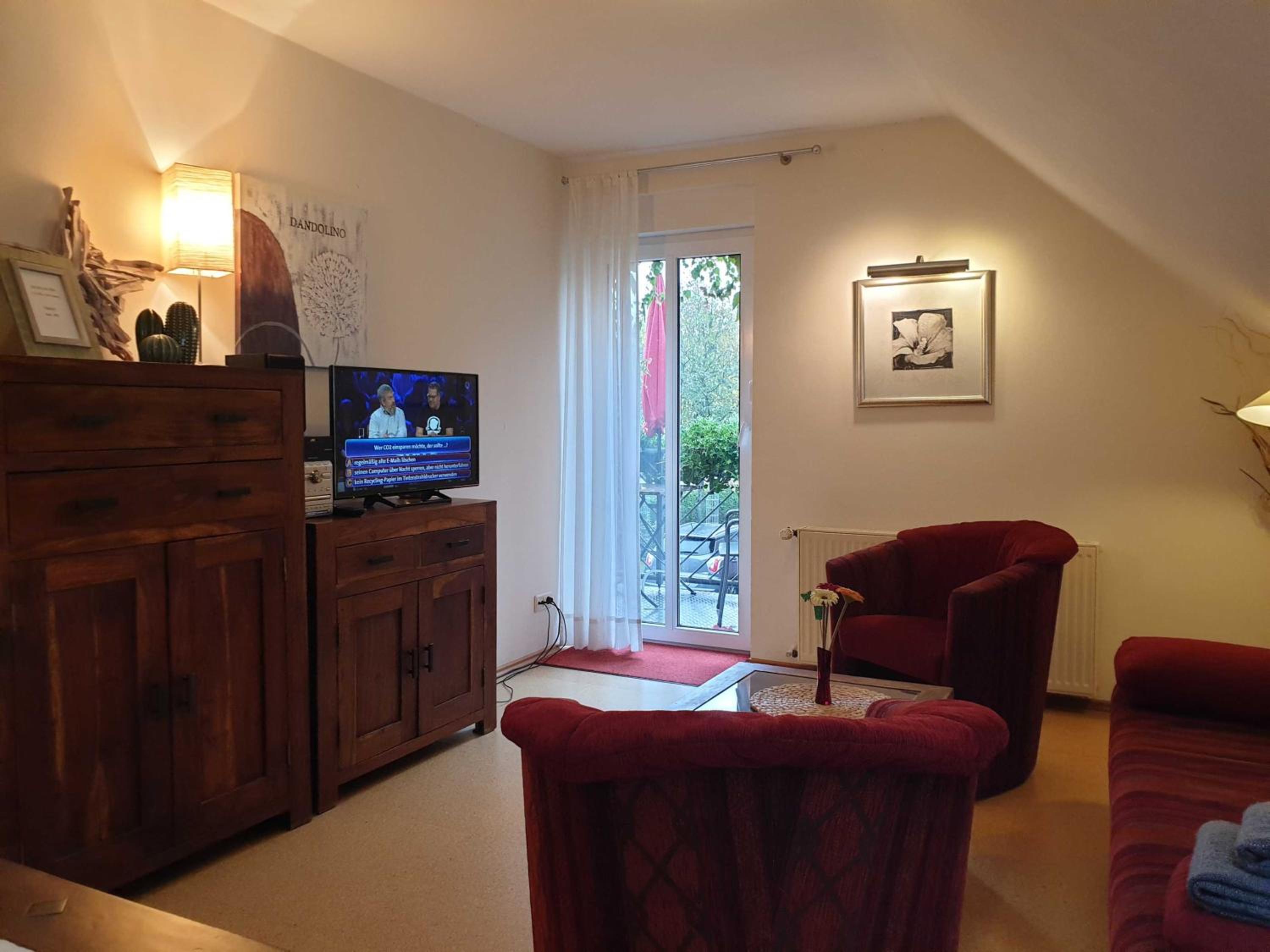 One-Bedroom Apartment with Terrace photo 2
