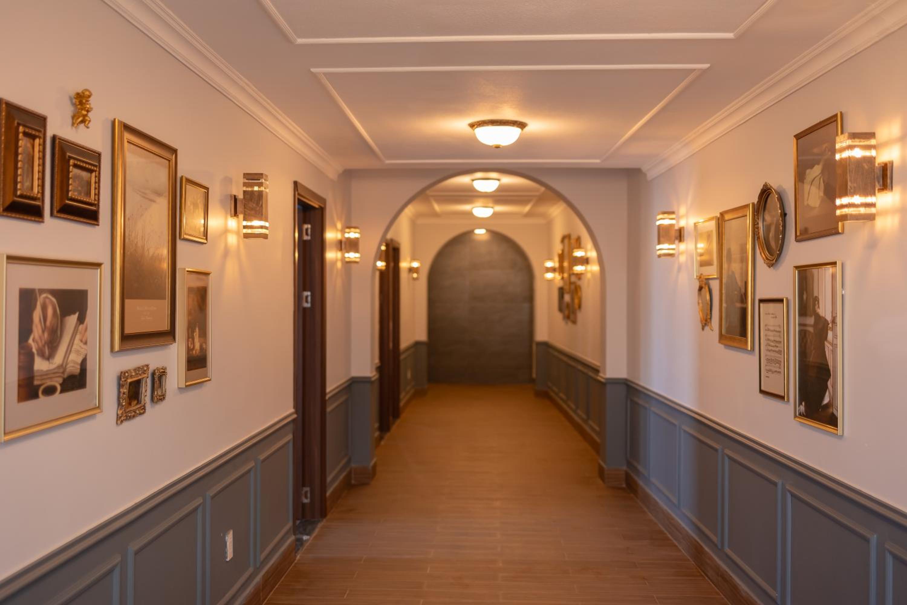 King Room with Mountain View photo 1