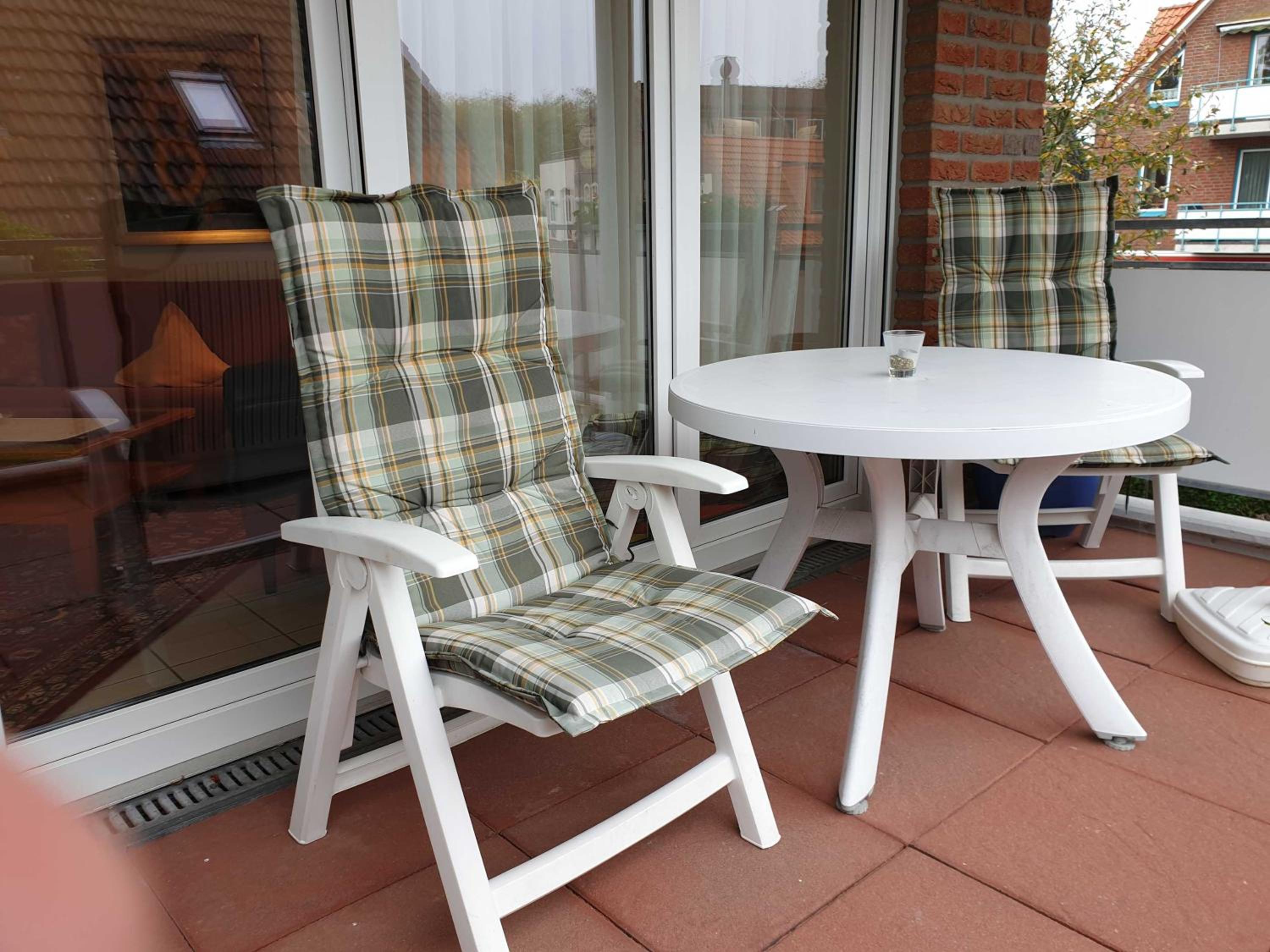 One-Bedroom Apartment with Balcony photo 3