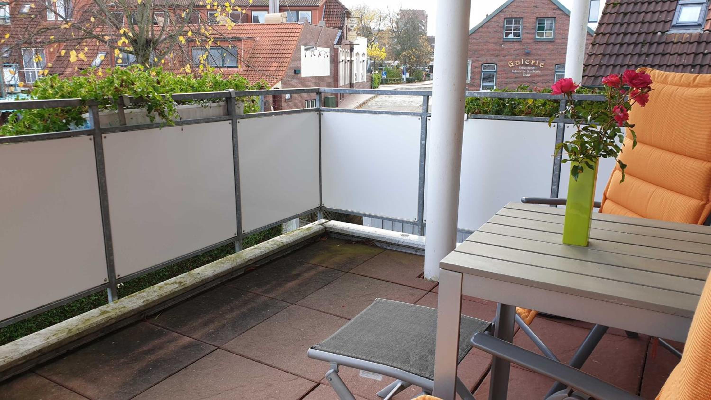 One-Bedroom Apartment with Balcony photo 3