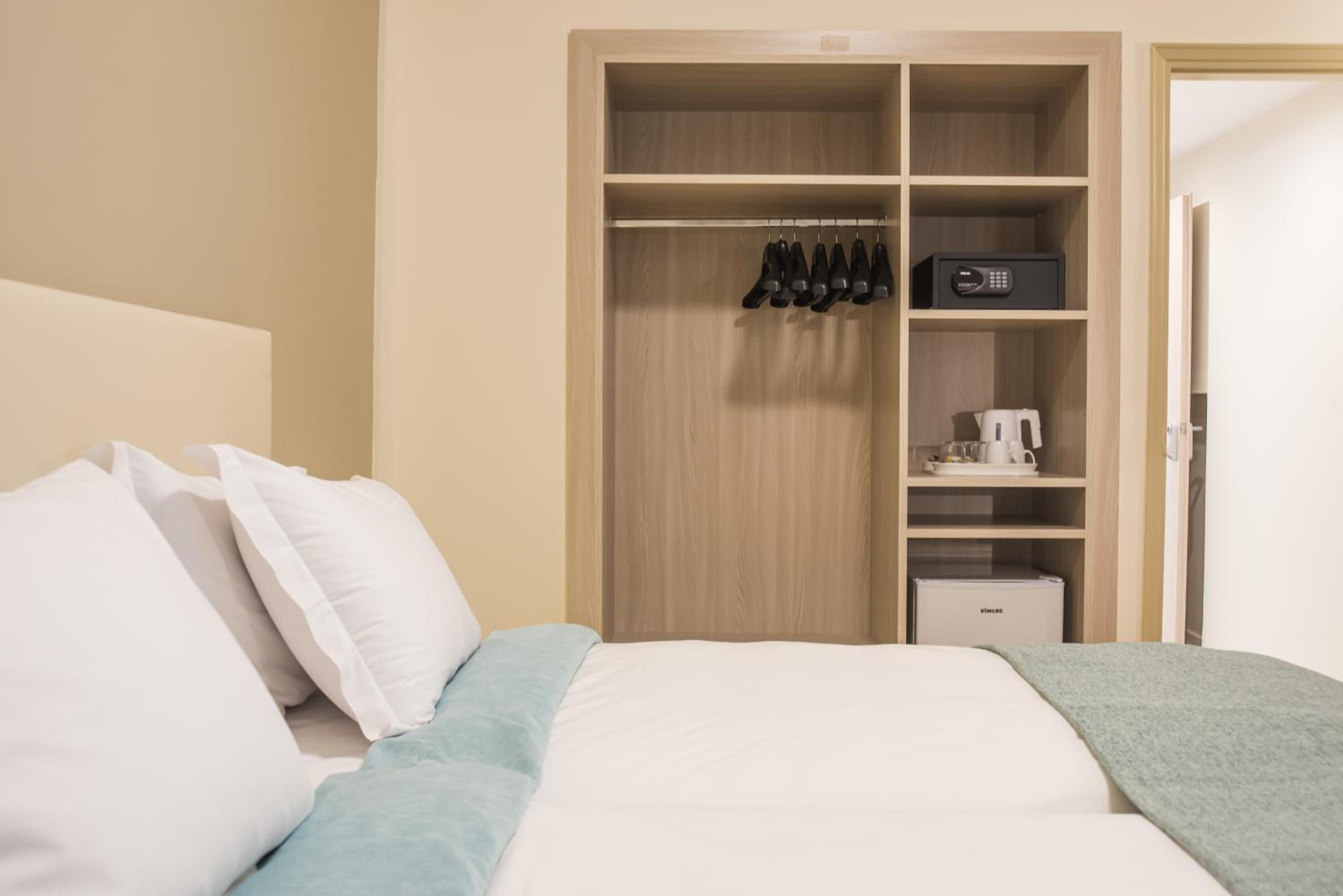 Standard Double Room - Photo 1