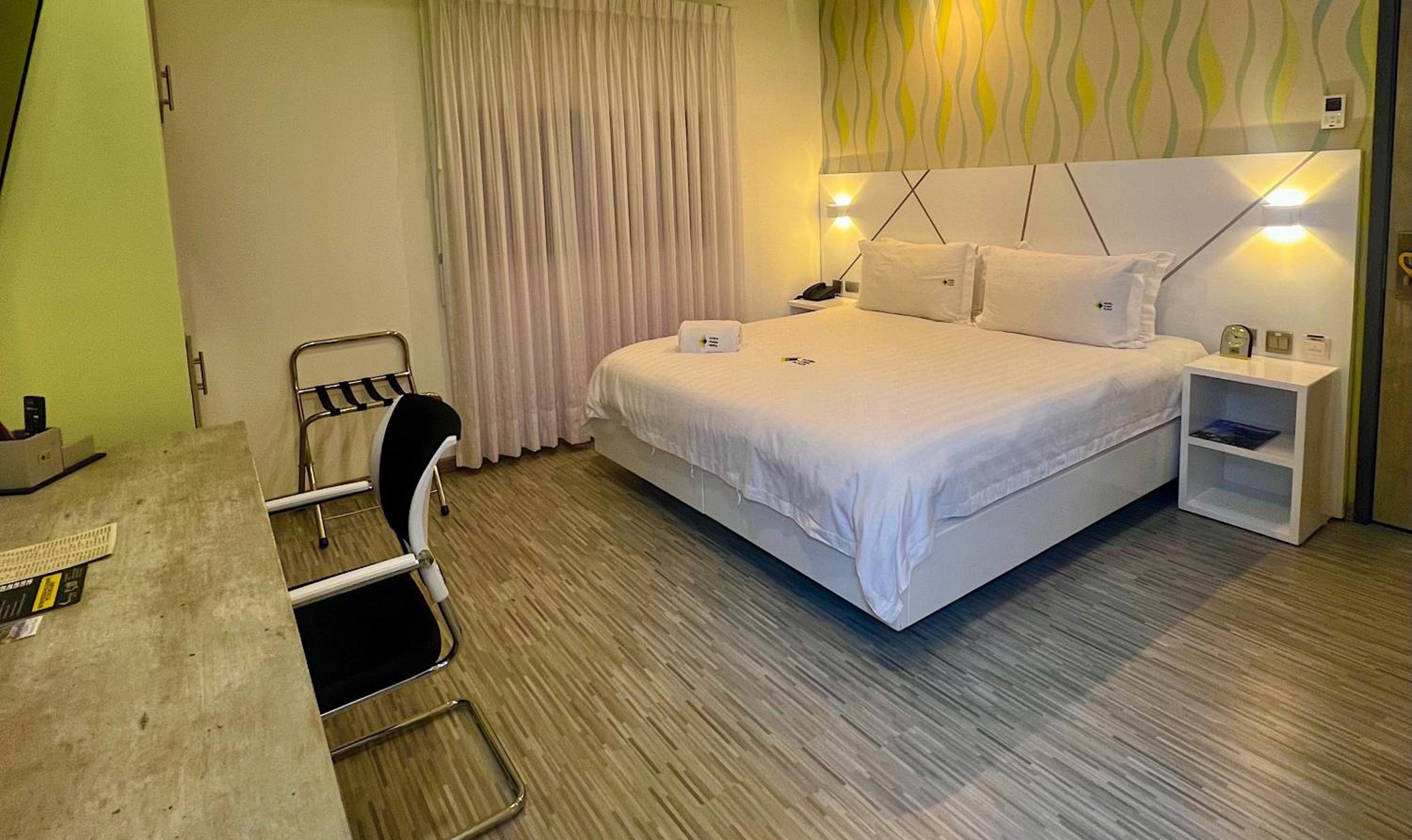 Deluxe Double Room - Photo 2