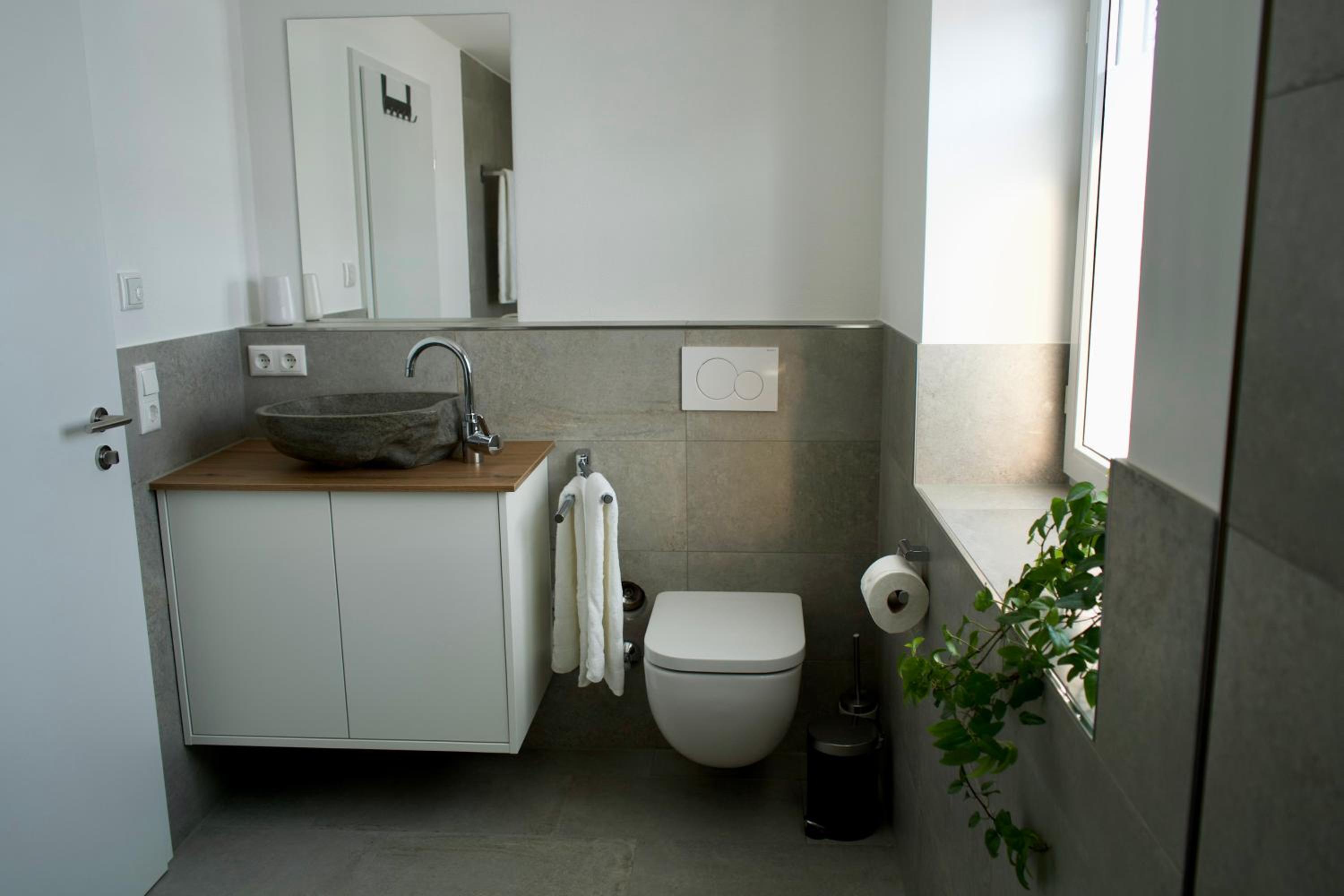 One-Bedroom Apartment photo 3
