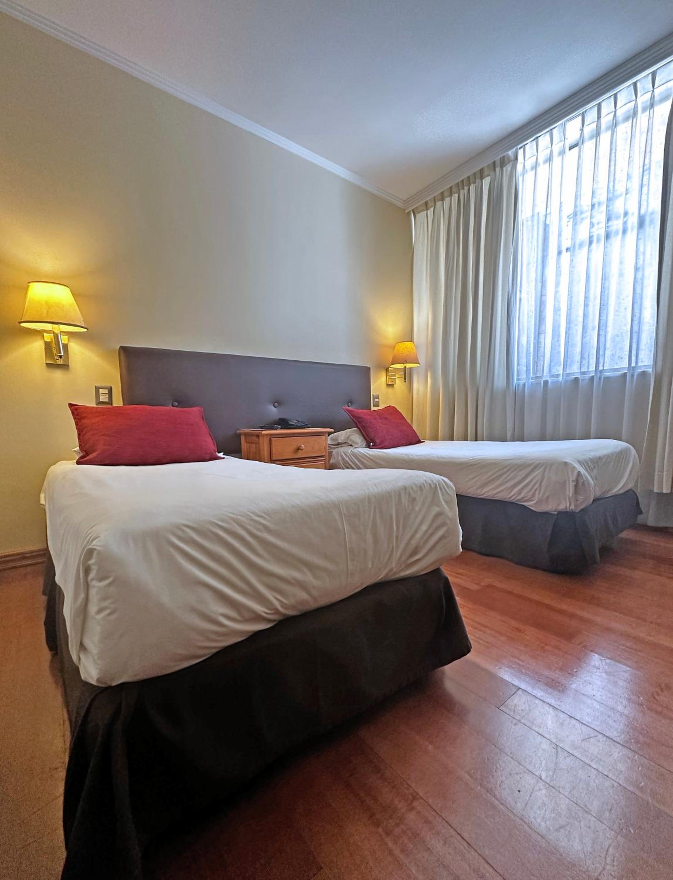Standard Twin Room photo 3
