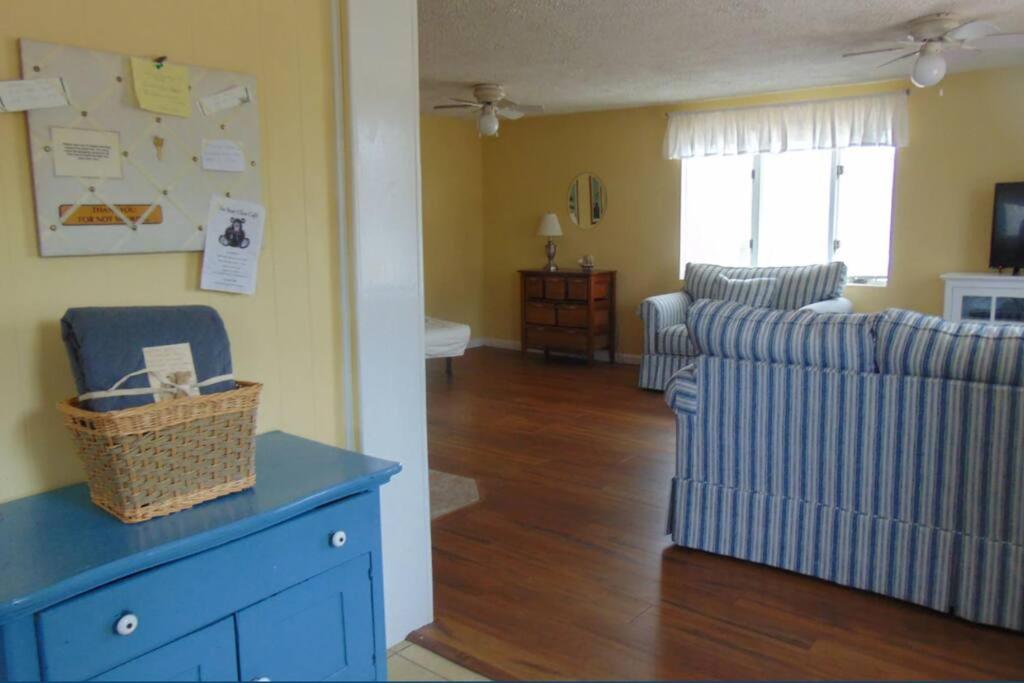One-Bedroom House photo 1
