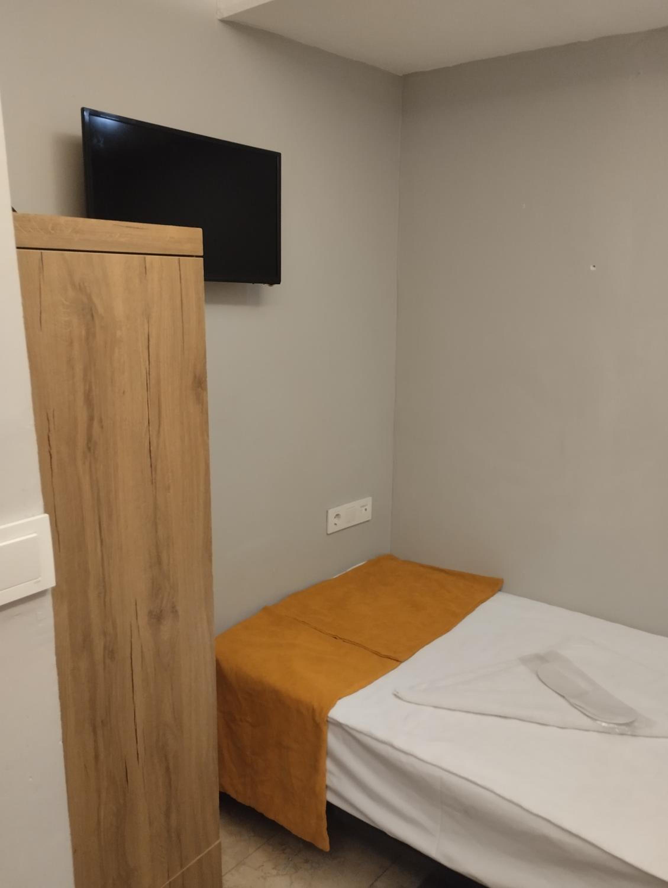 Economy Single Room photo 2