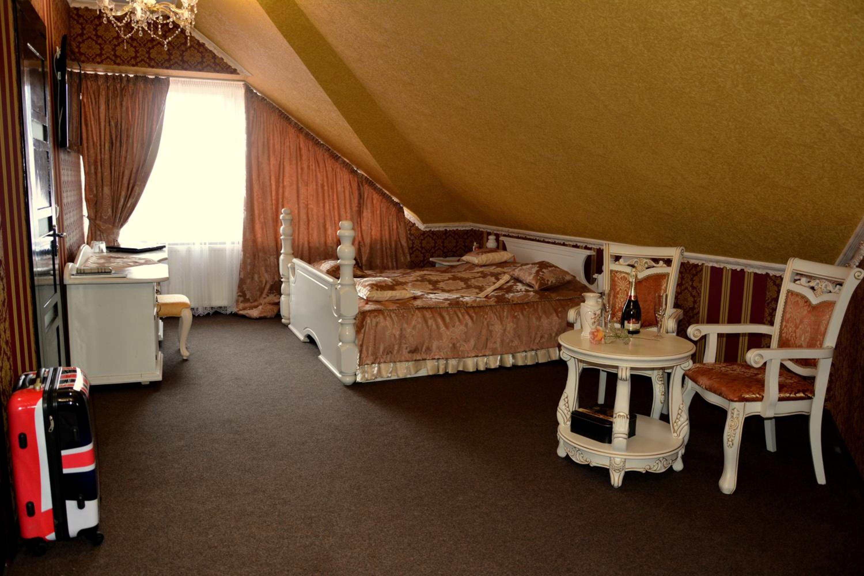 Suite photo 1