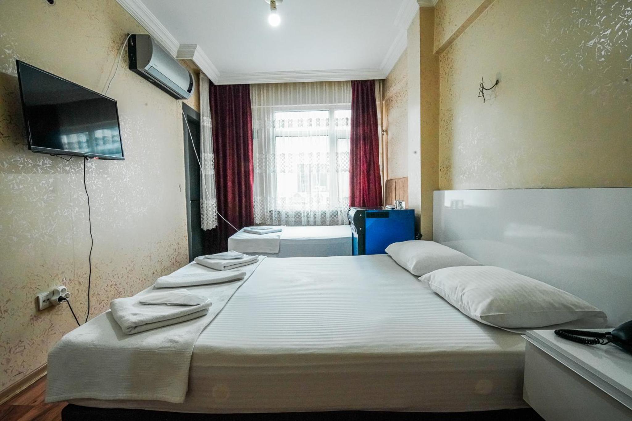 Classic Triple Room photo 3