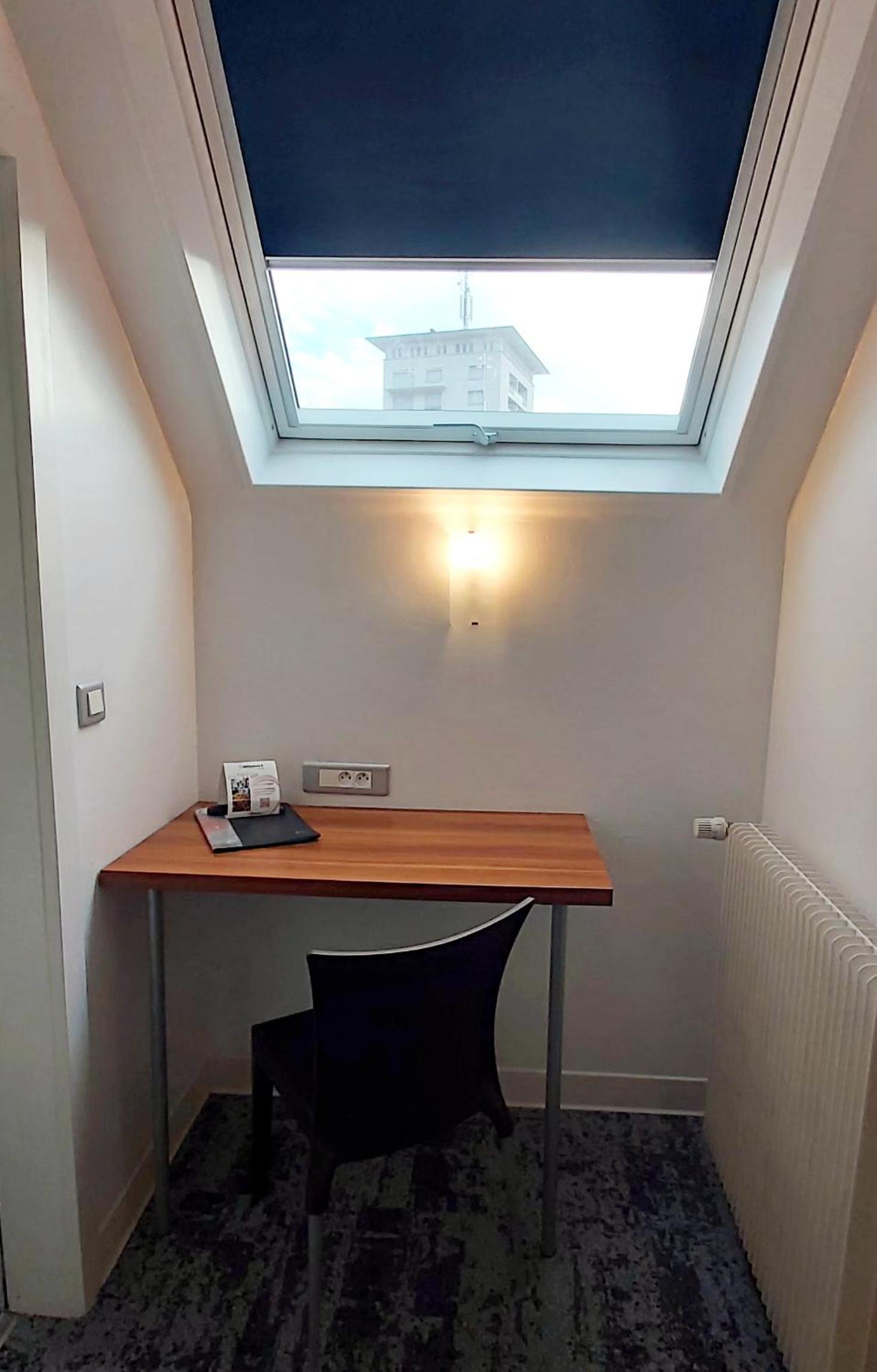Standard Double Room - Photo 5