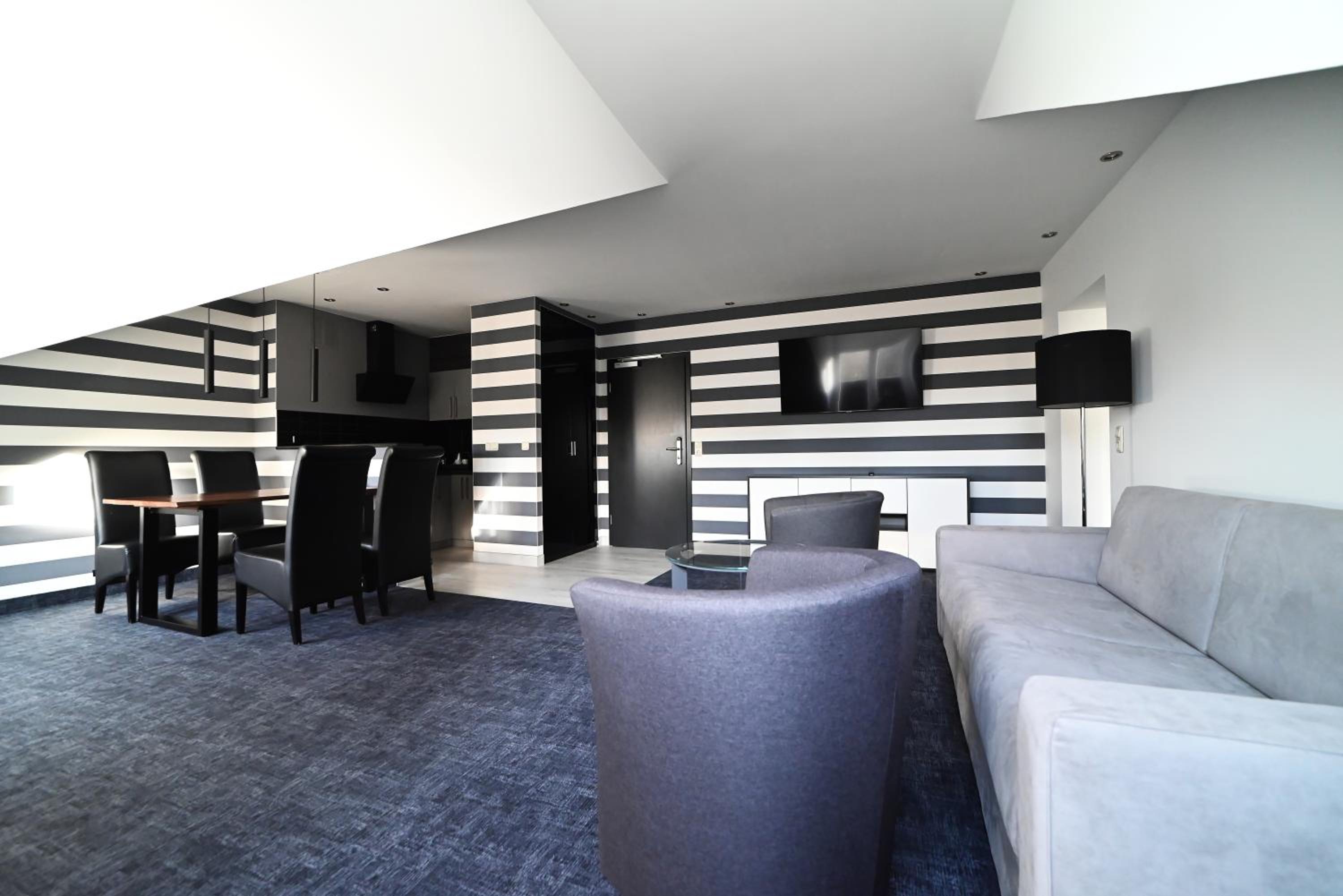 Apartment - Photo 6