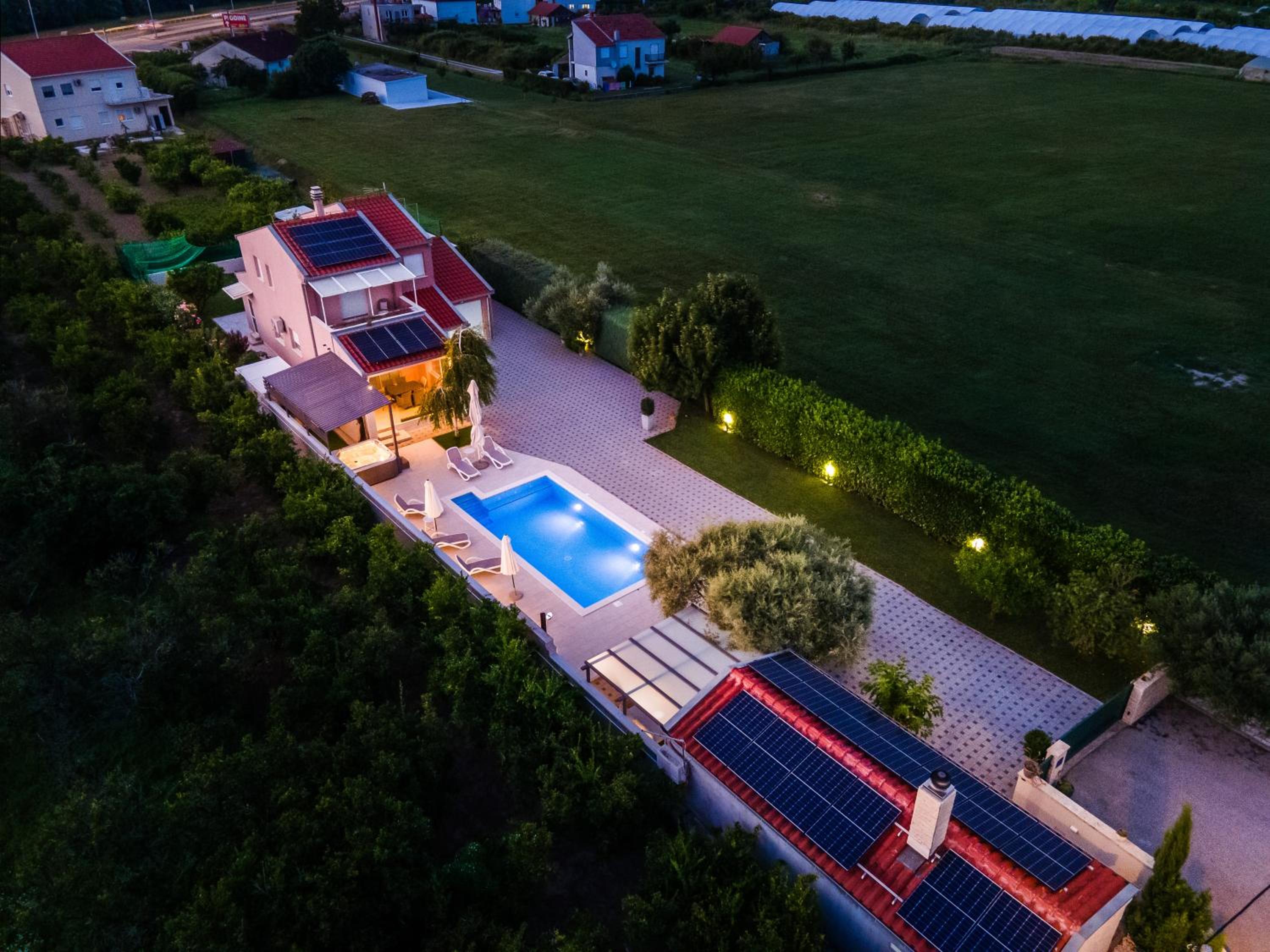 Villa with Private Pool photo 3
