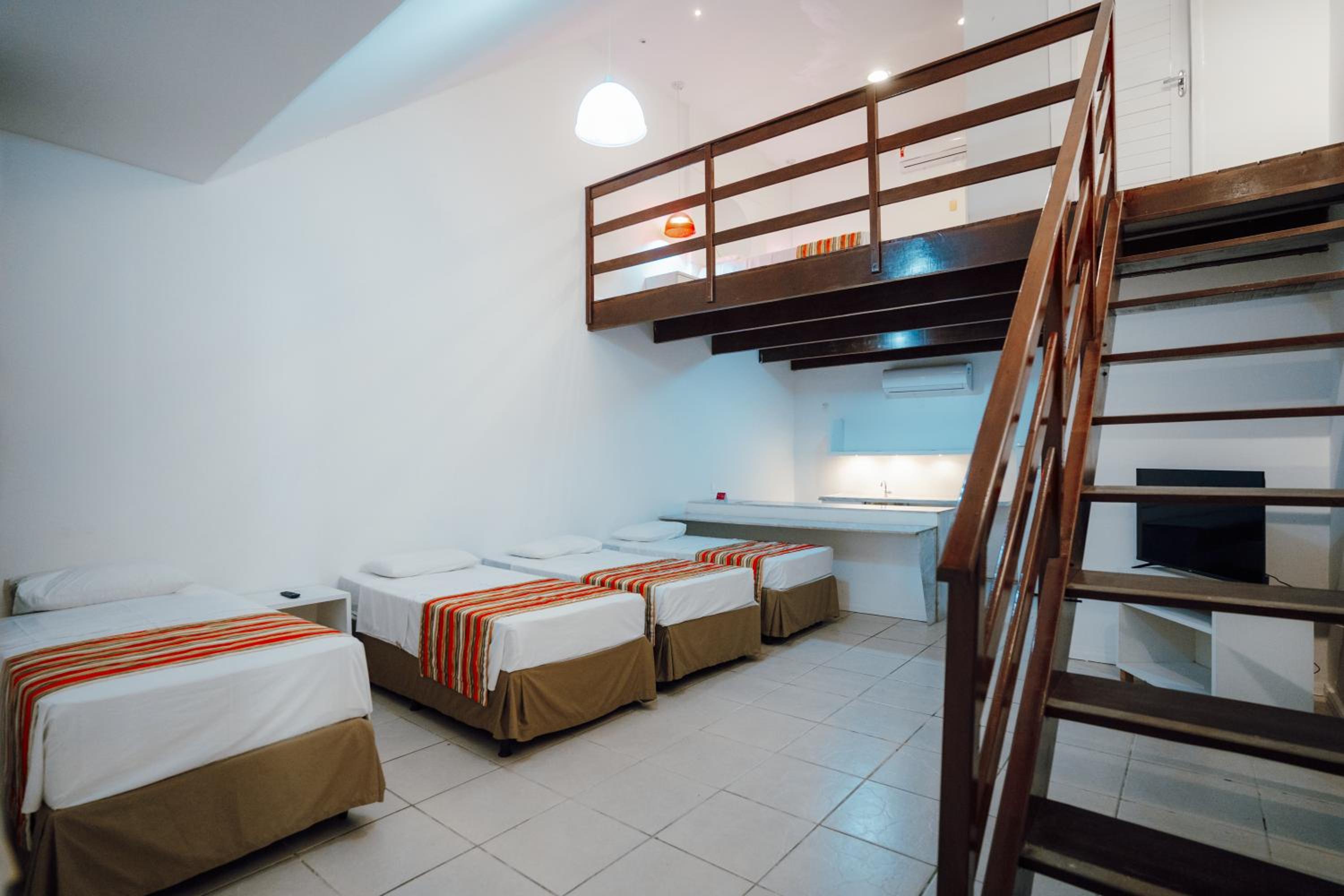 Loft - Photo 7