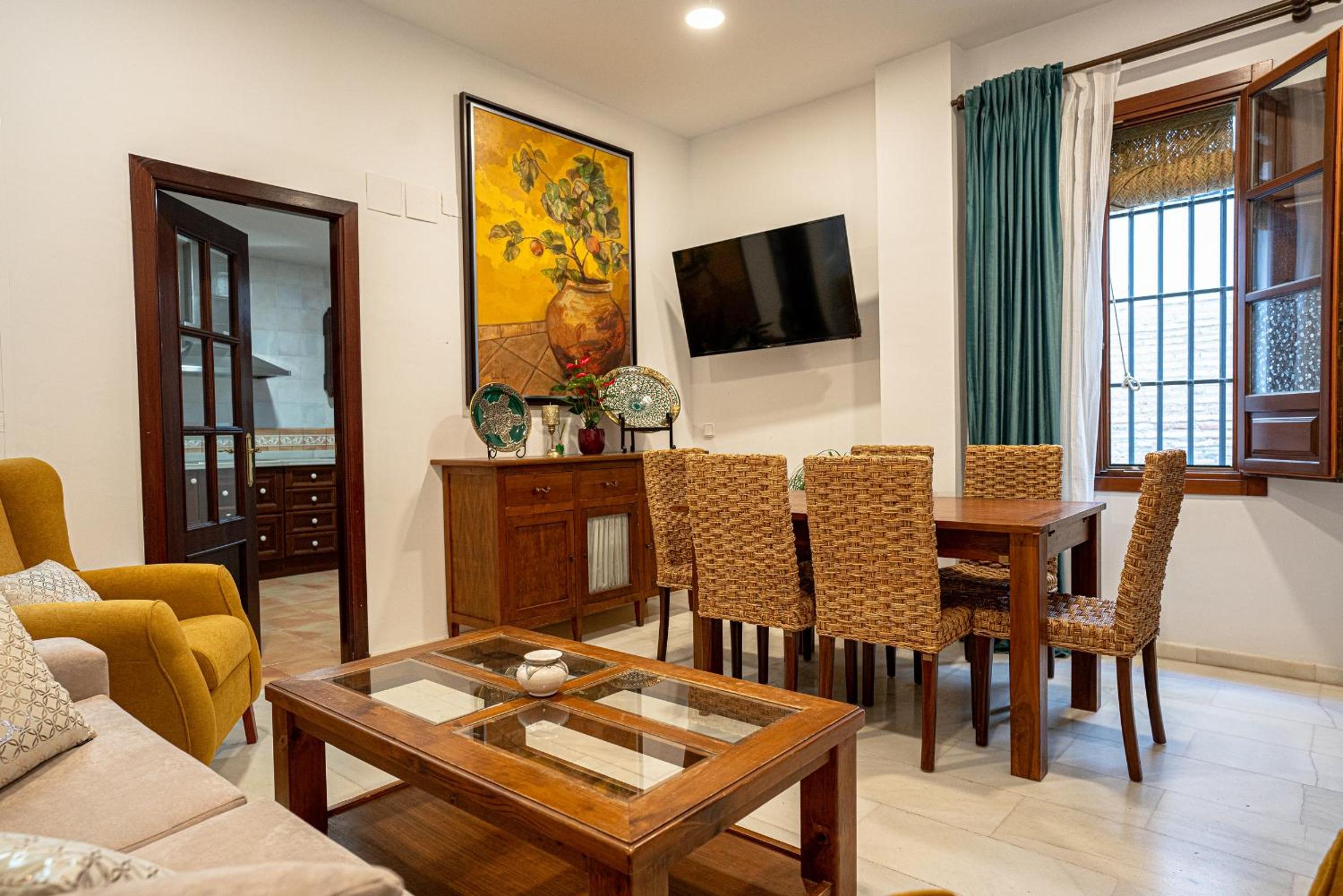 Two-Bedroom House - Photo 41