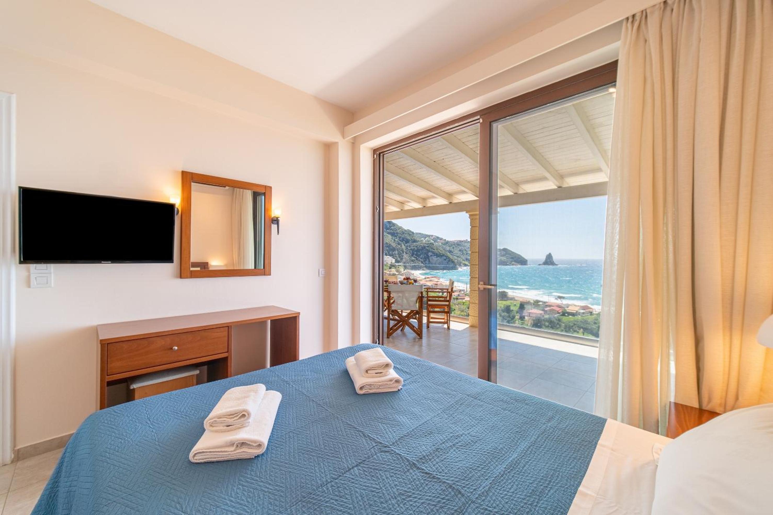 Apartment with Sea View photo 2