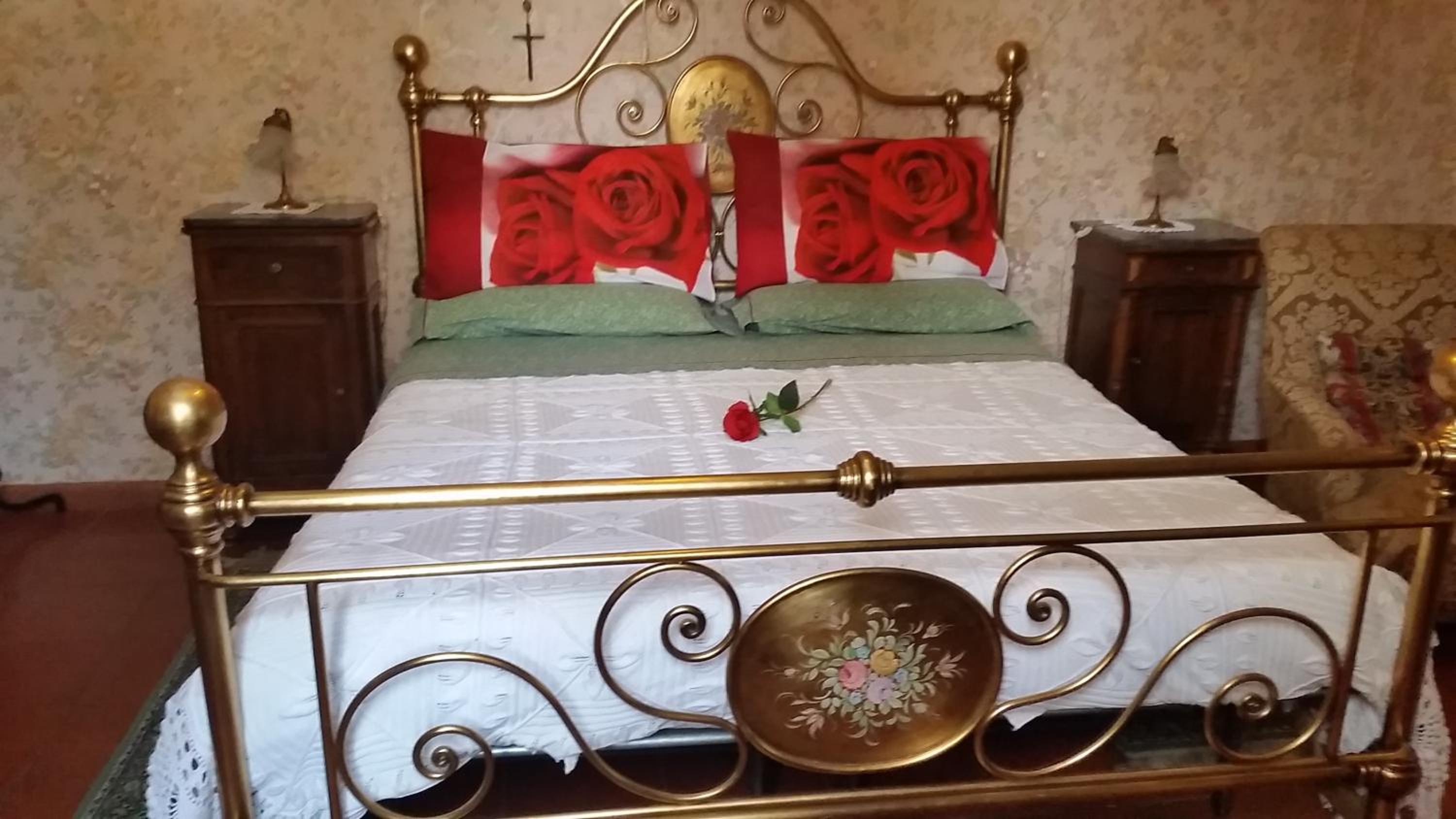 Double Room with Shared Bathroom