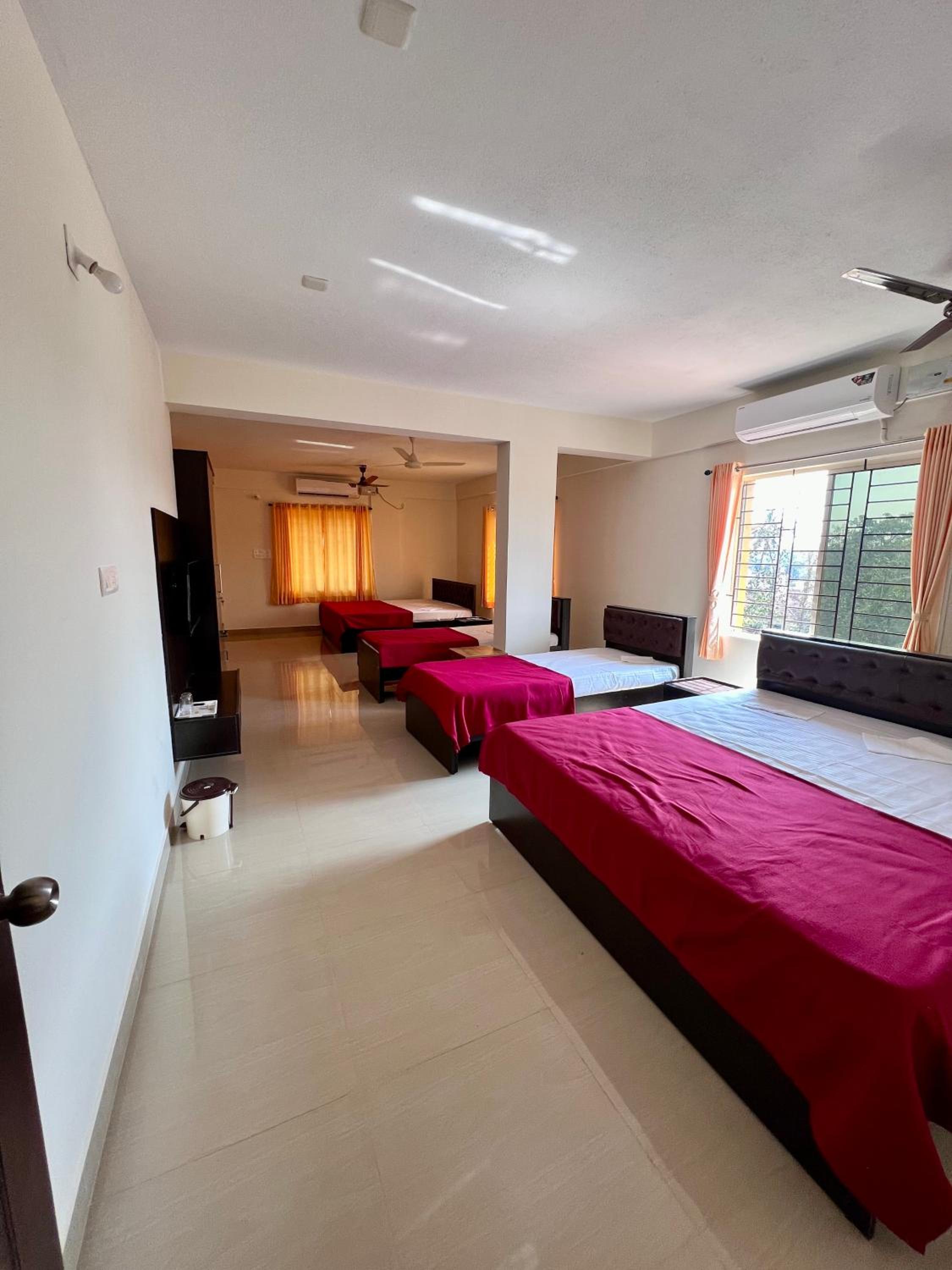 Deluxe Quadruple Room photo 3
