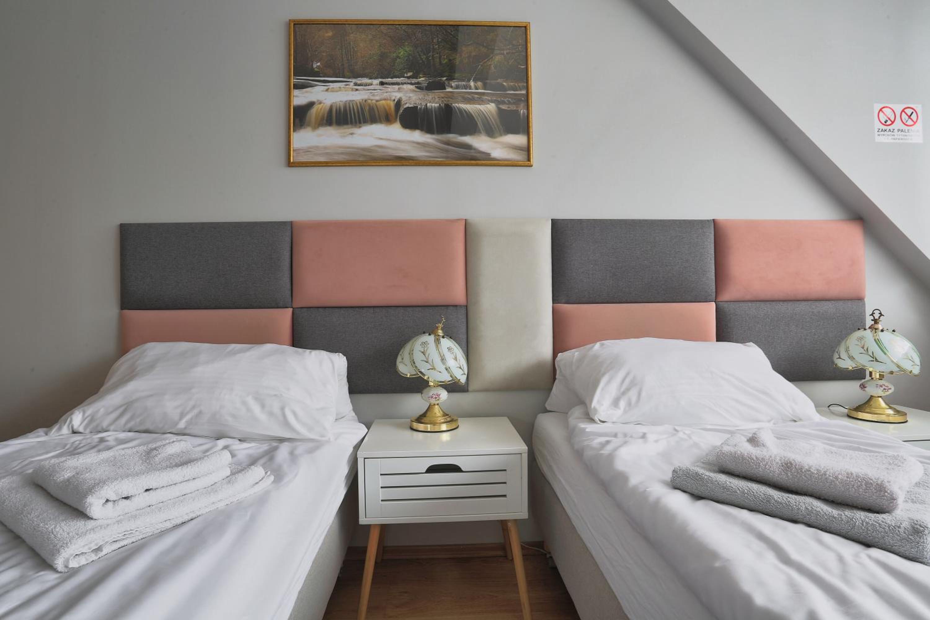 Standard Double Room with Shared Bathroom photo 1