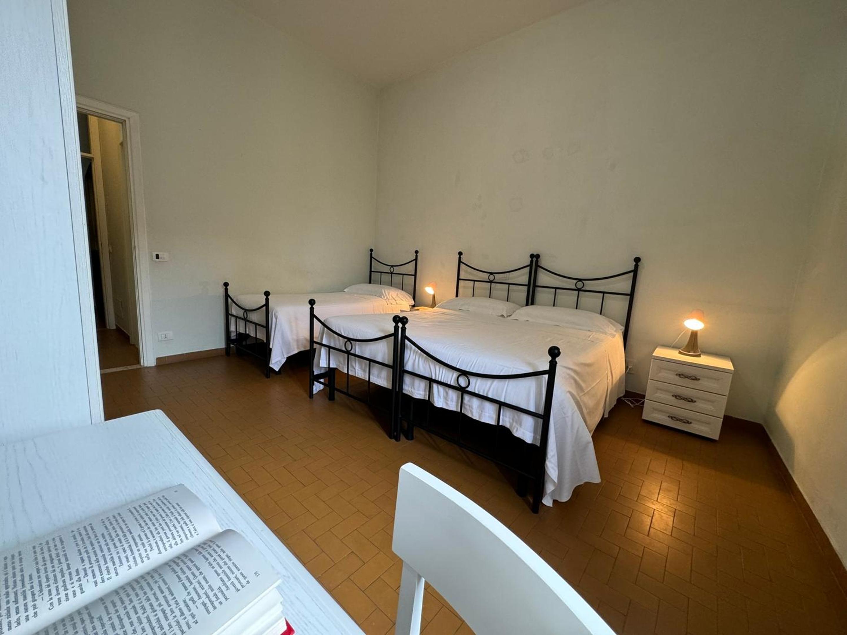 Standard Triple Room - Photo 2