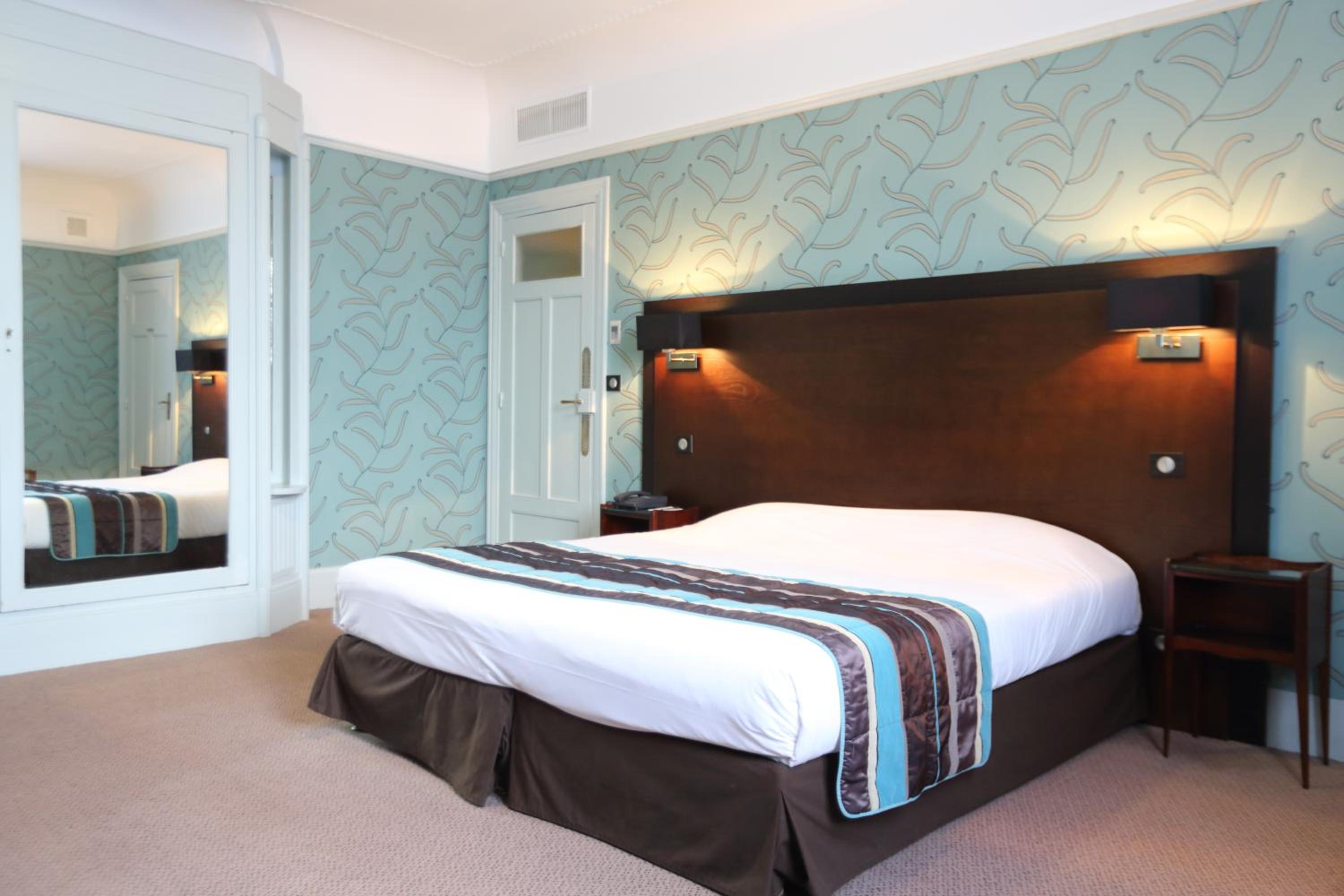 Triple Room - Photo 6