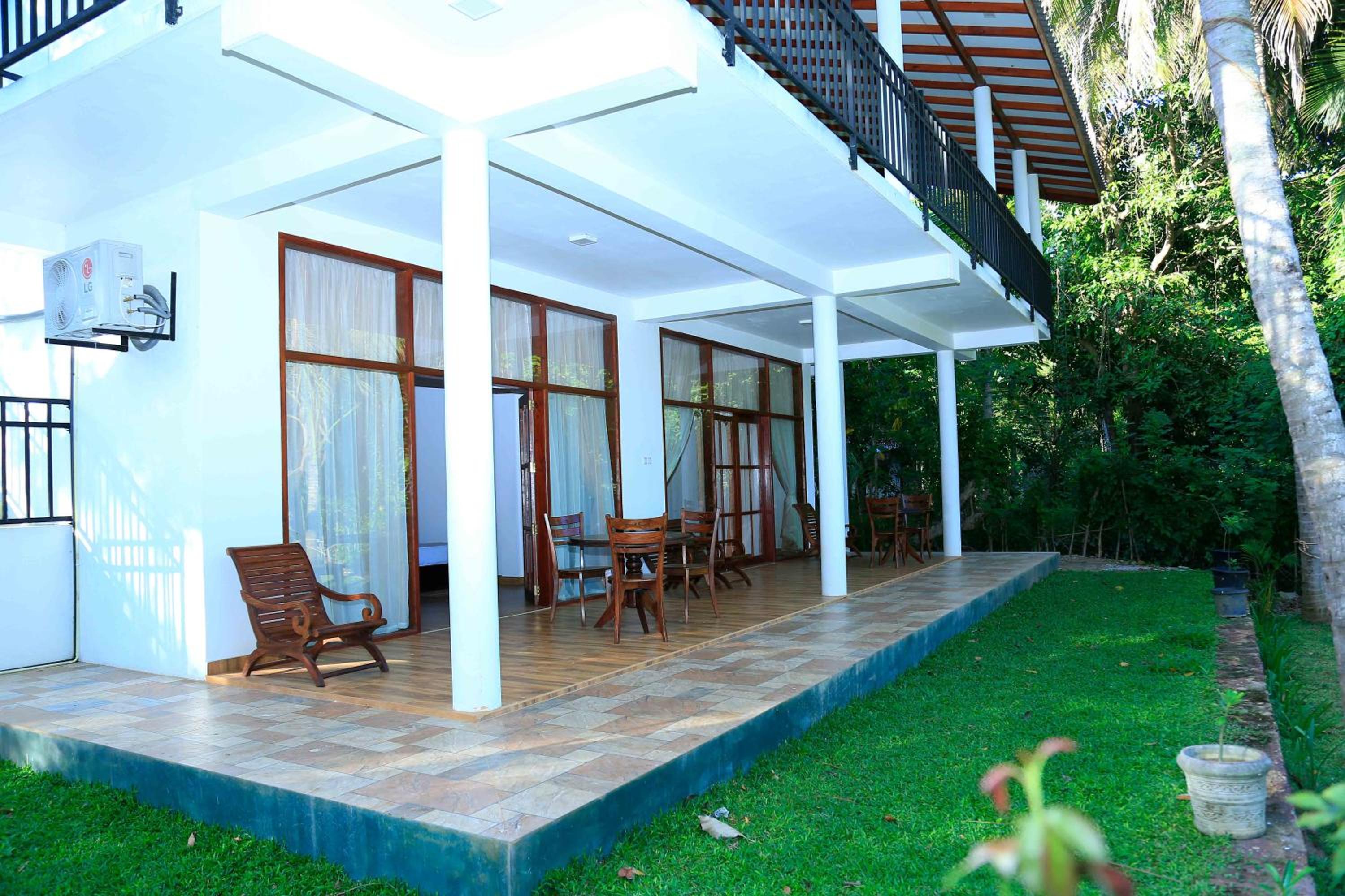 Deluxe Family Room - Photo 18