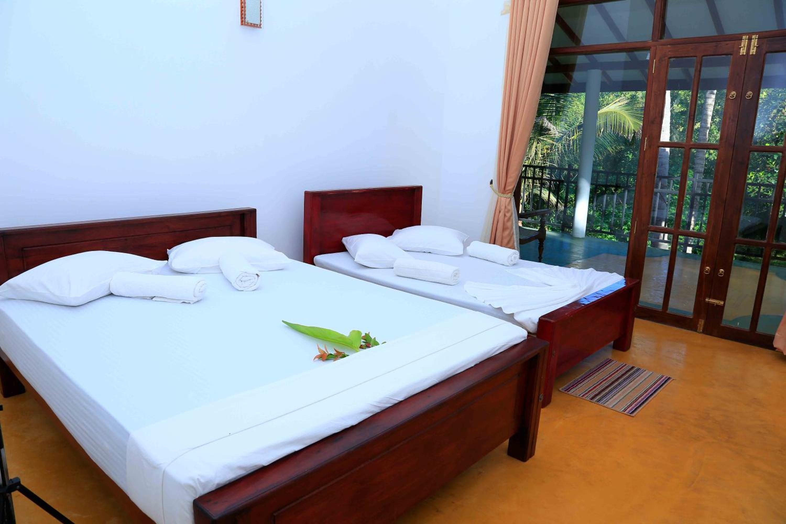 Triple Room with Terrace
