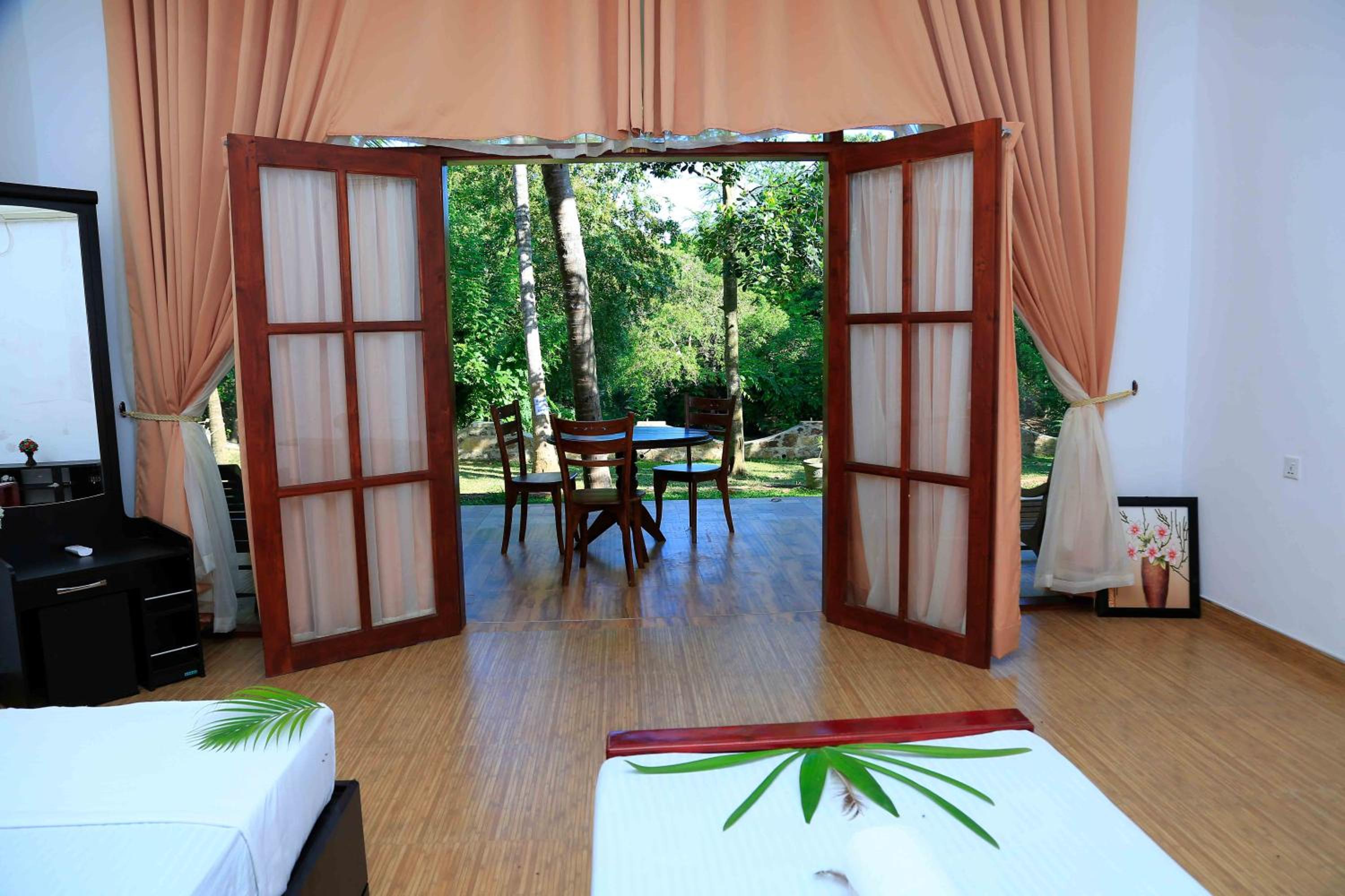 Deluxe Family Room - Photo 21