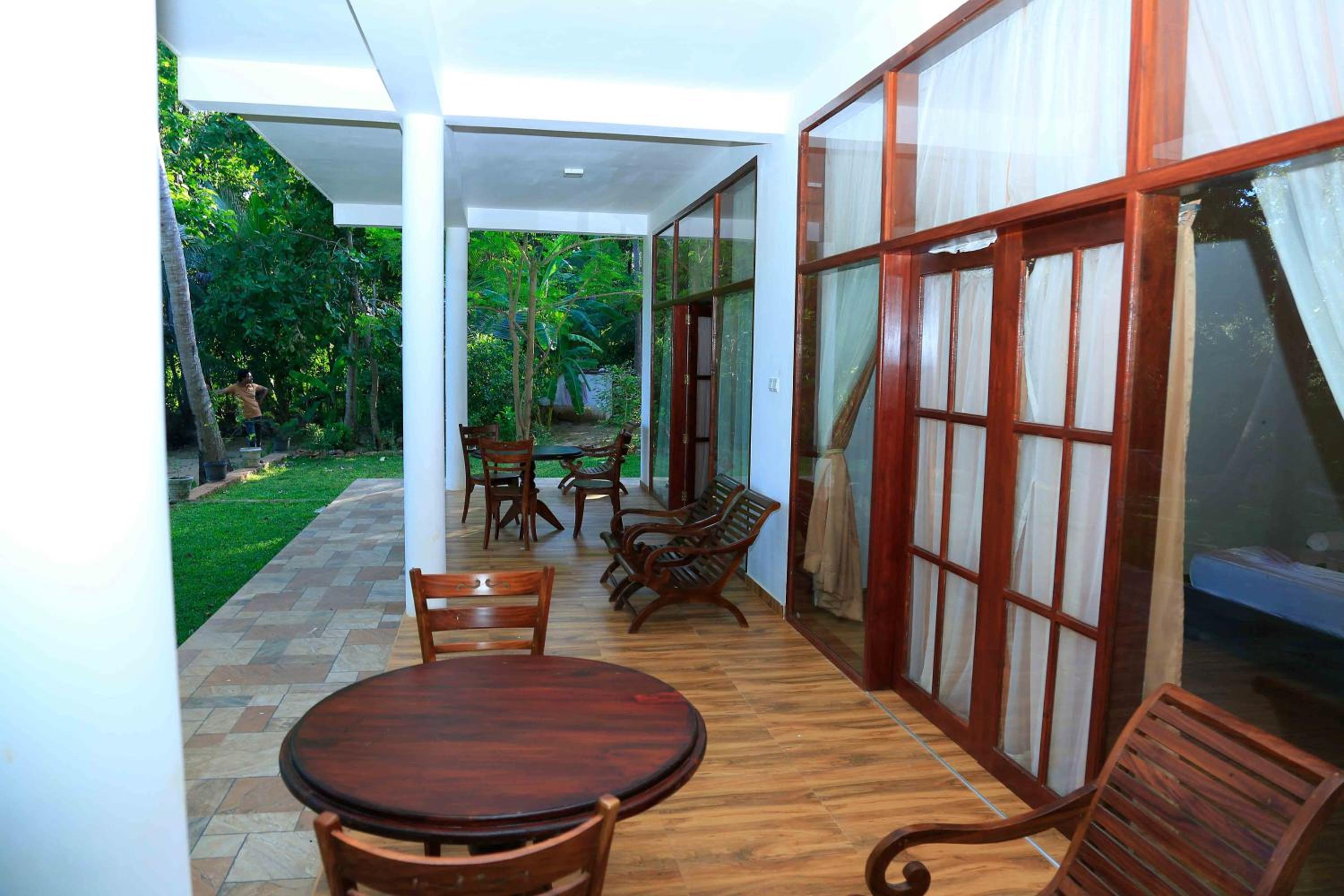 Deluxe Family Room - Photo 11