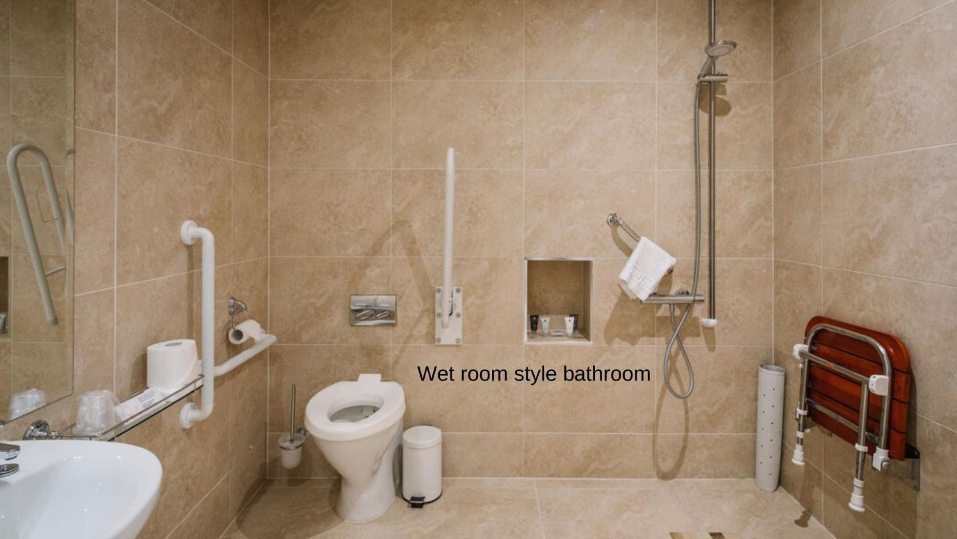 Ground Floor Room - Photo 5
