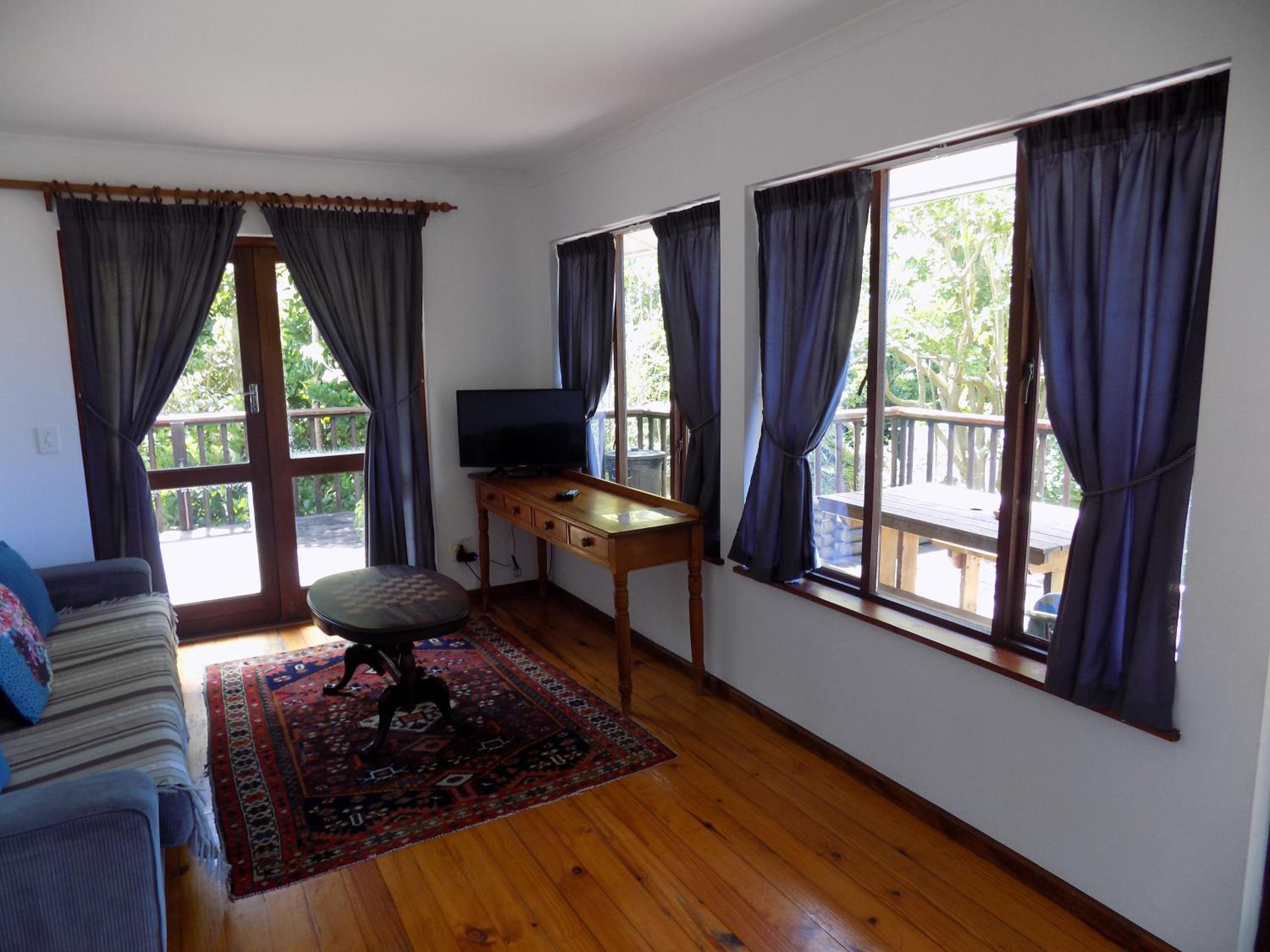 Two-Bedroom Cottage - Photo 6