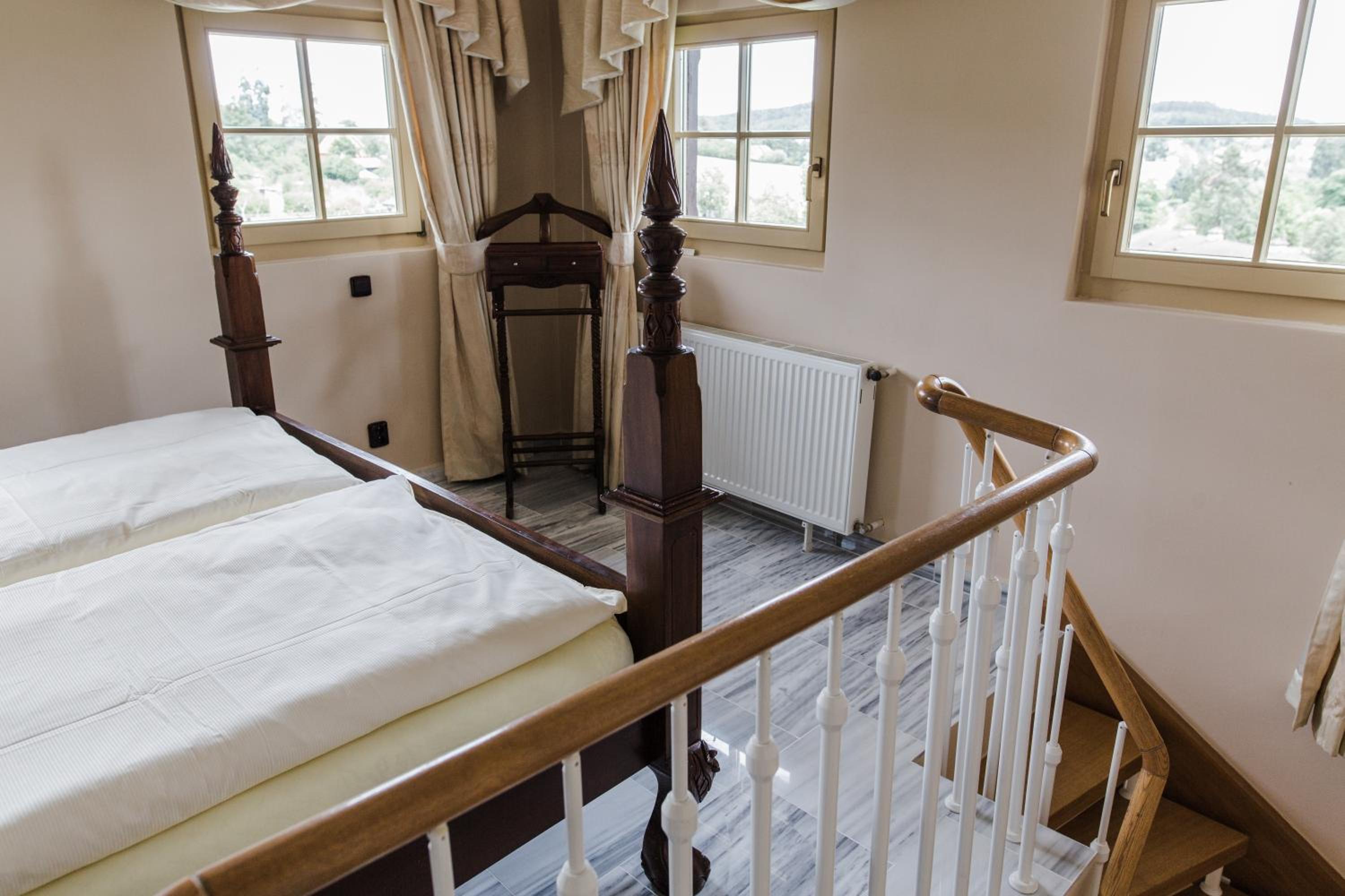 Superior King Room photo 1