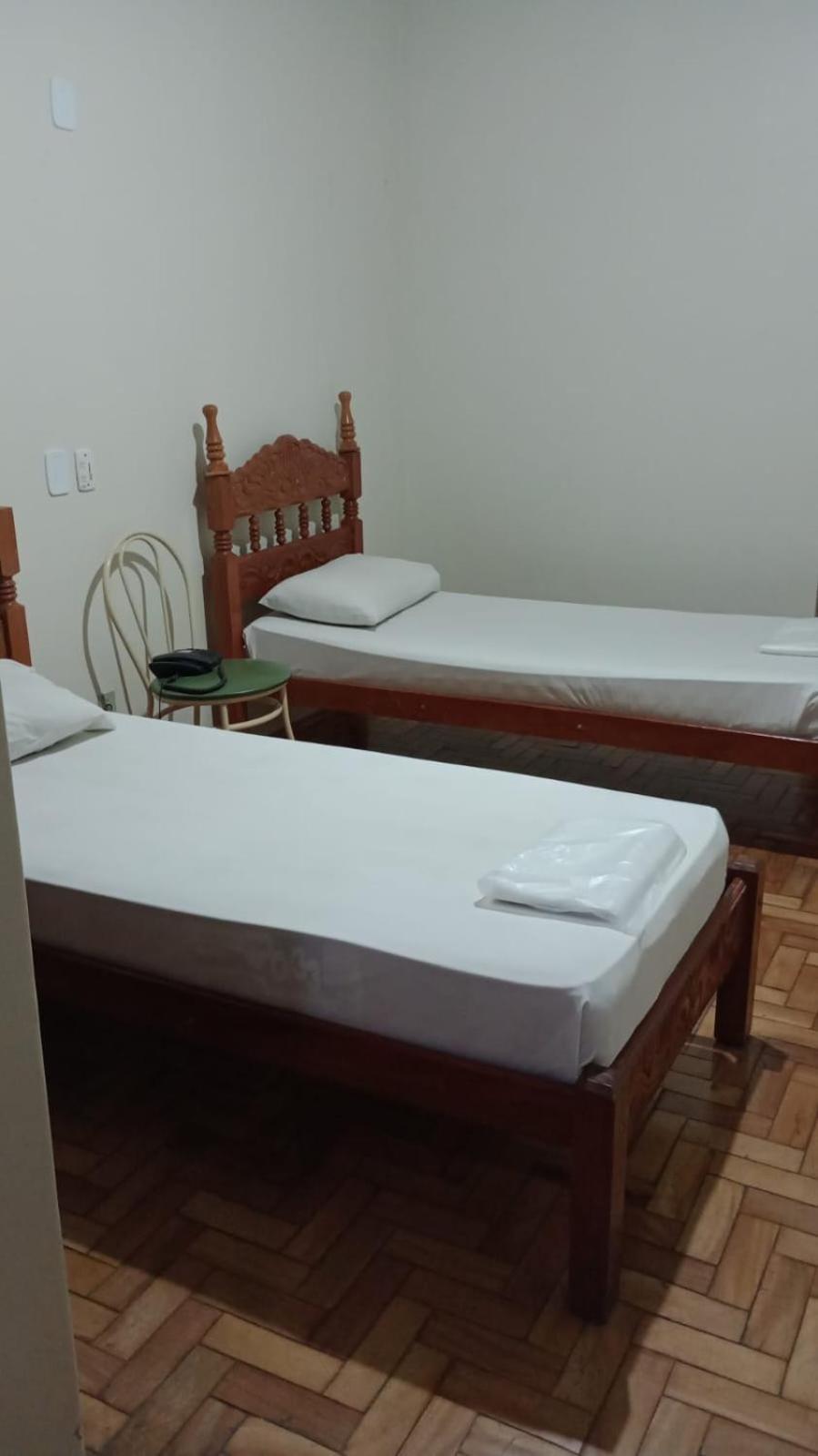 Budget Twin Room - Photo 1