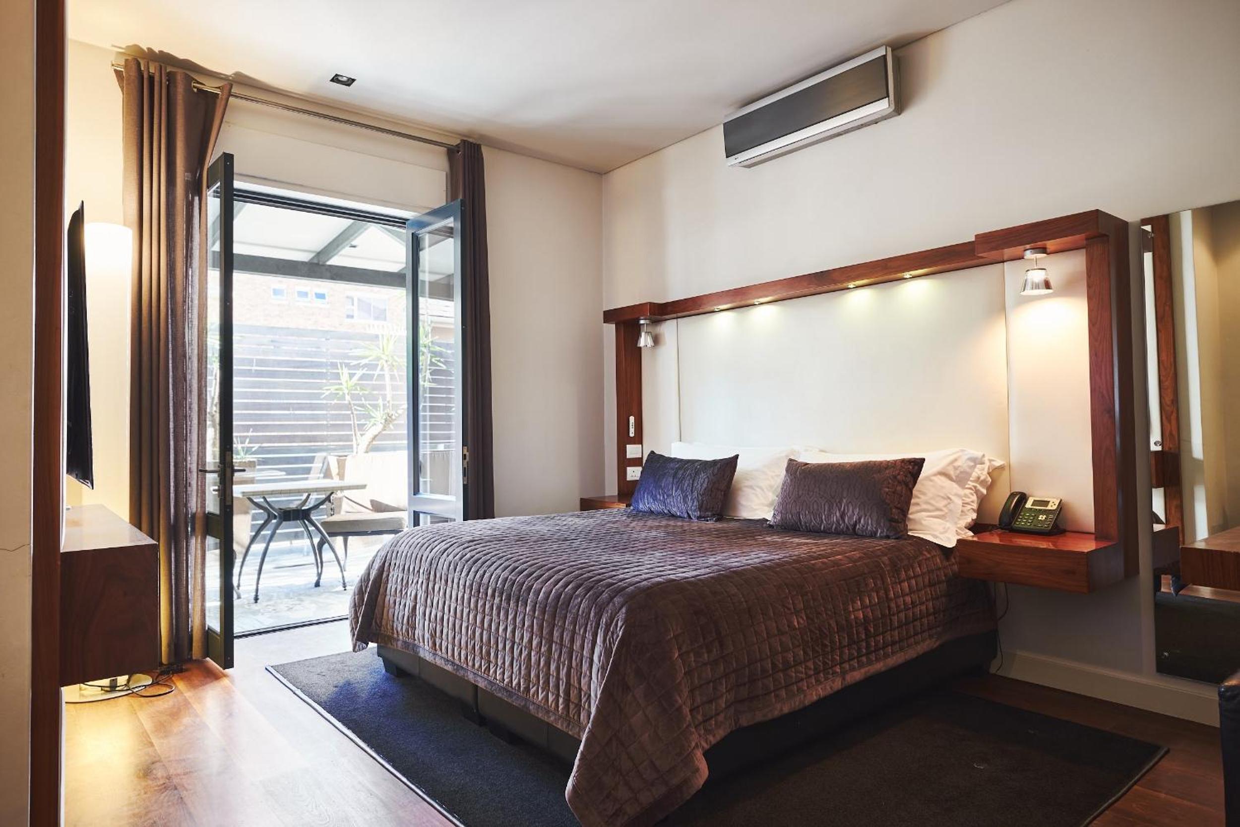 Deluxe Double Room with Balcony - Photo 1