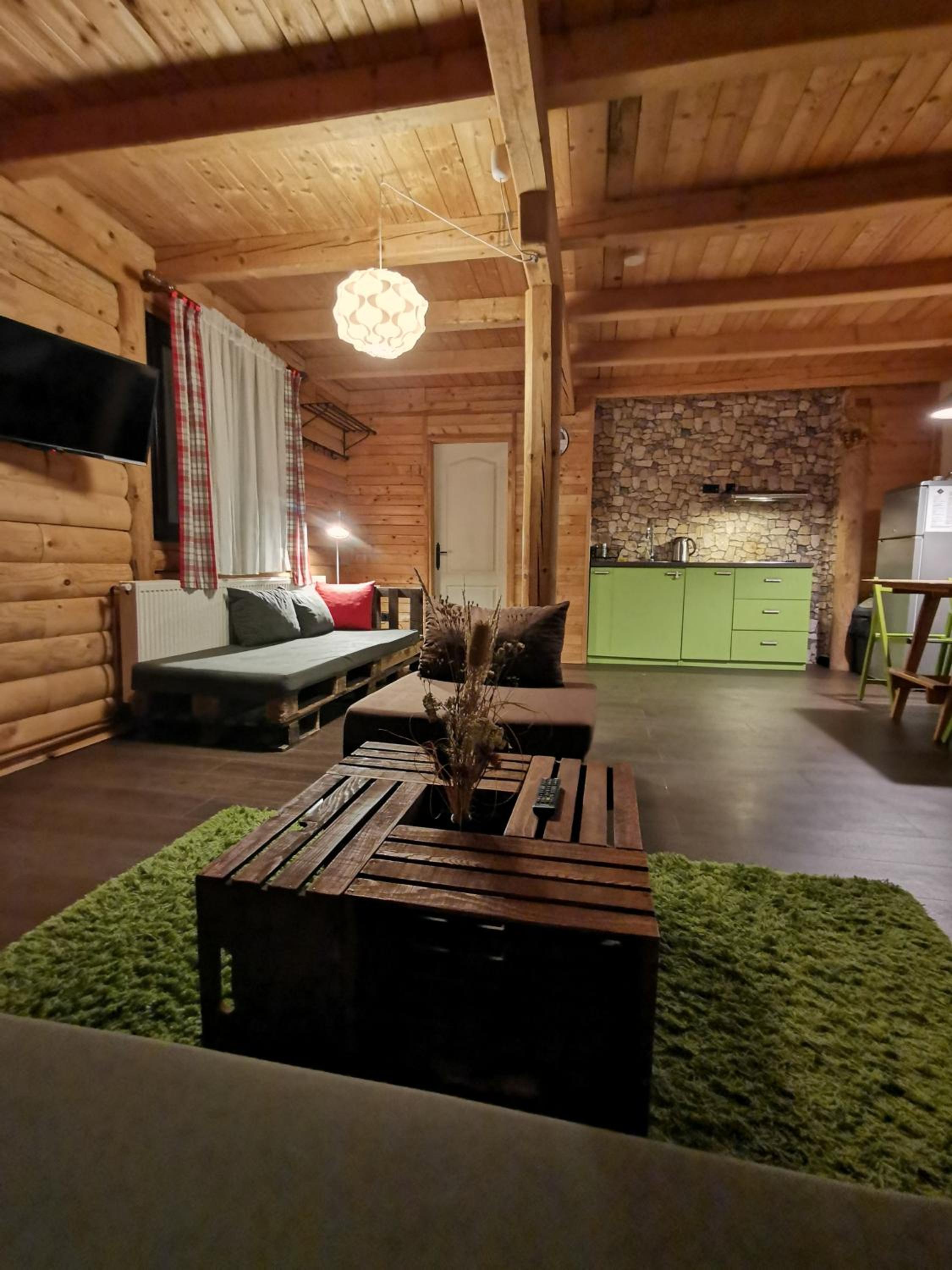 One-Bedroom Apartment with Terrace photo 1