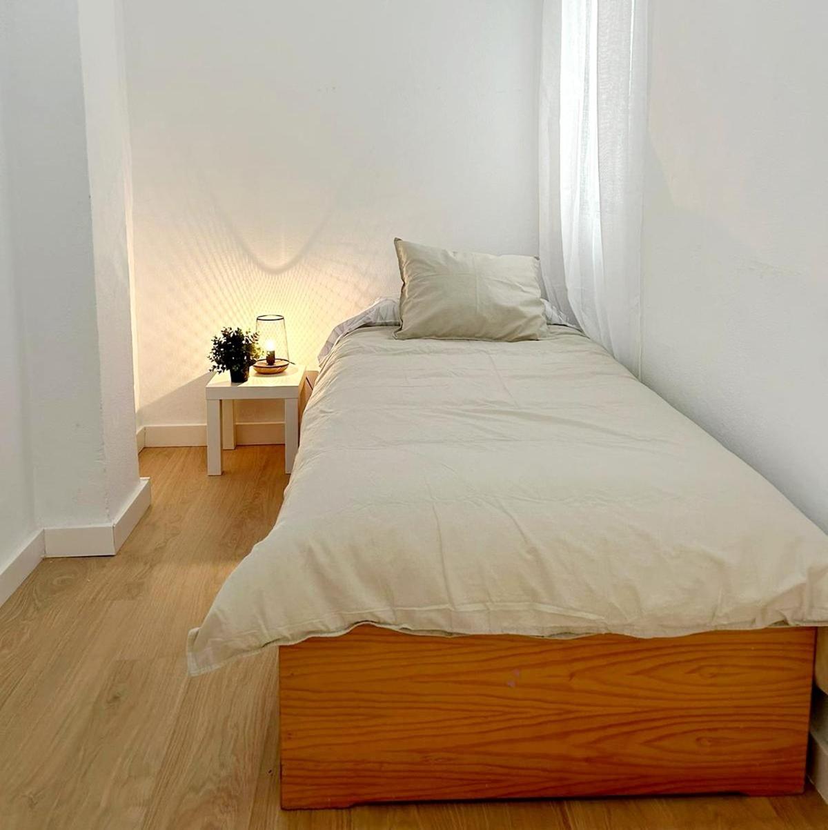 Three-Bedroom Apartment photo 2
