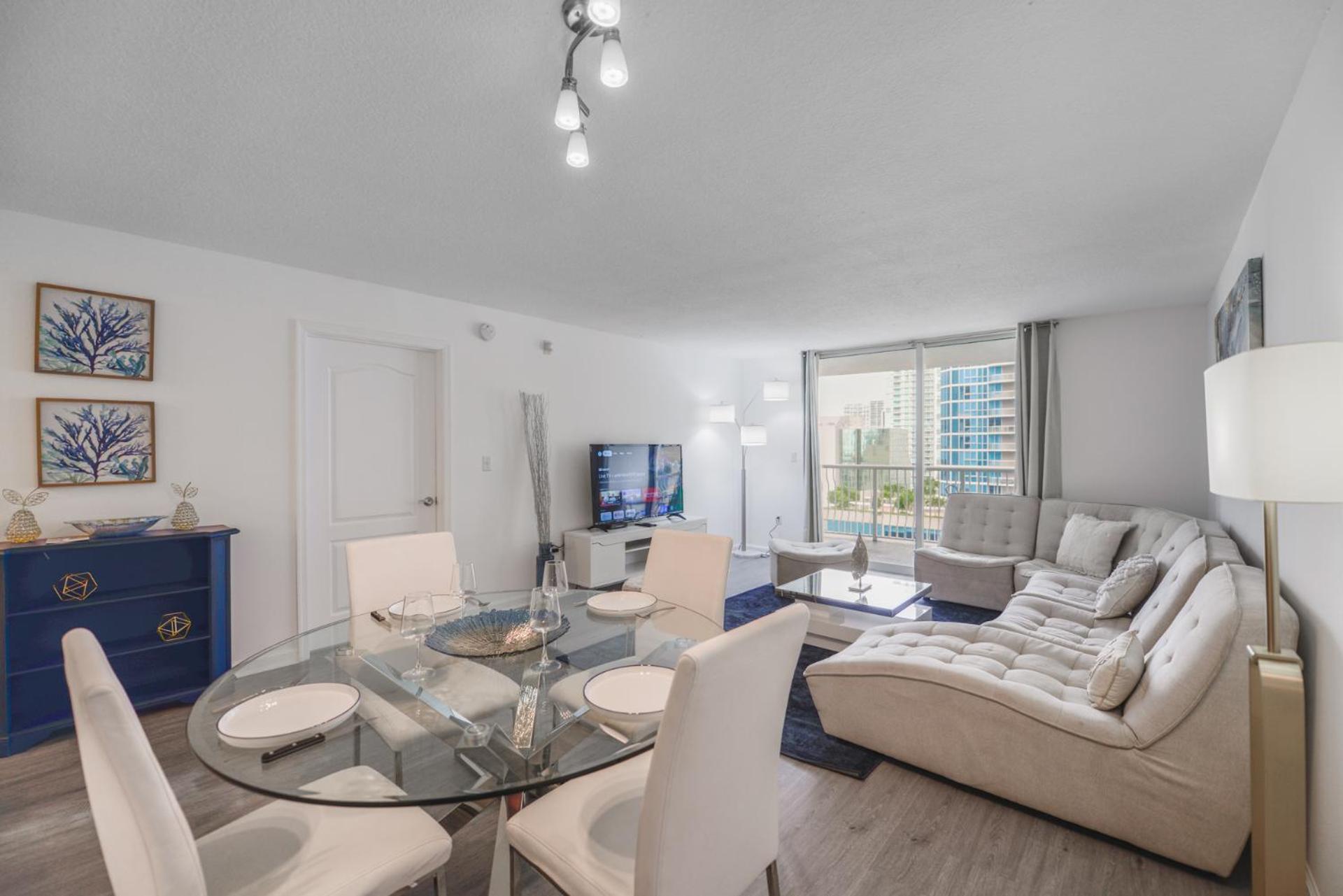Apartment With Balcony photo 2