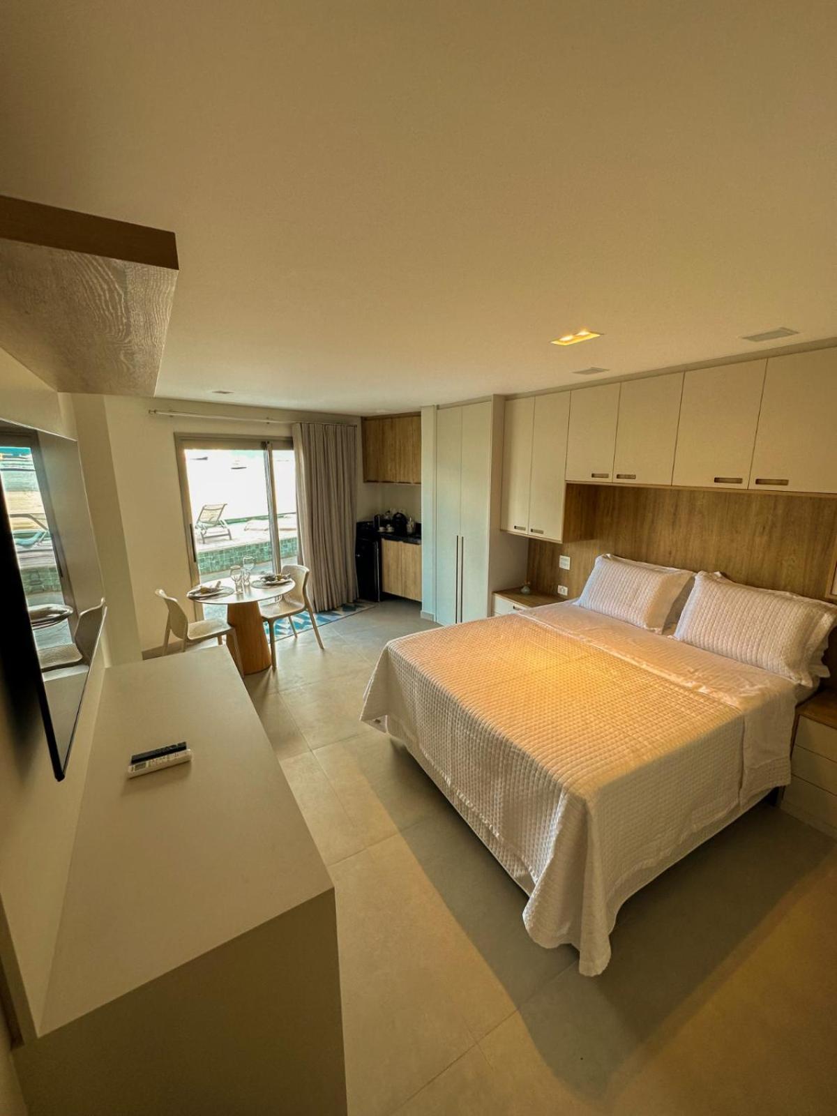 Deluxe Suite with Sea View