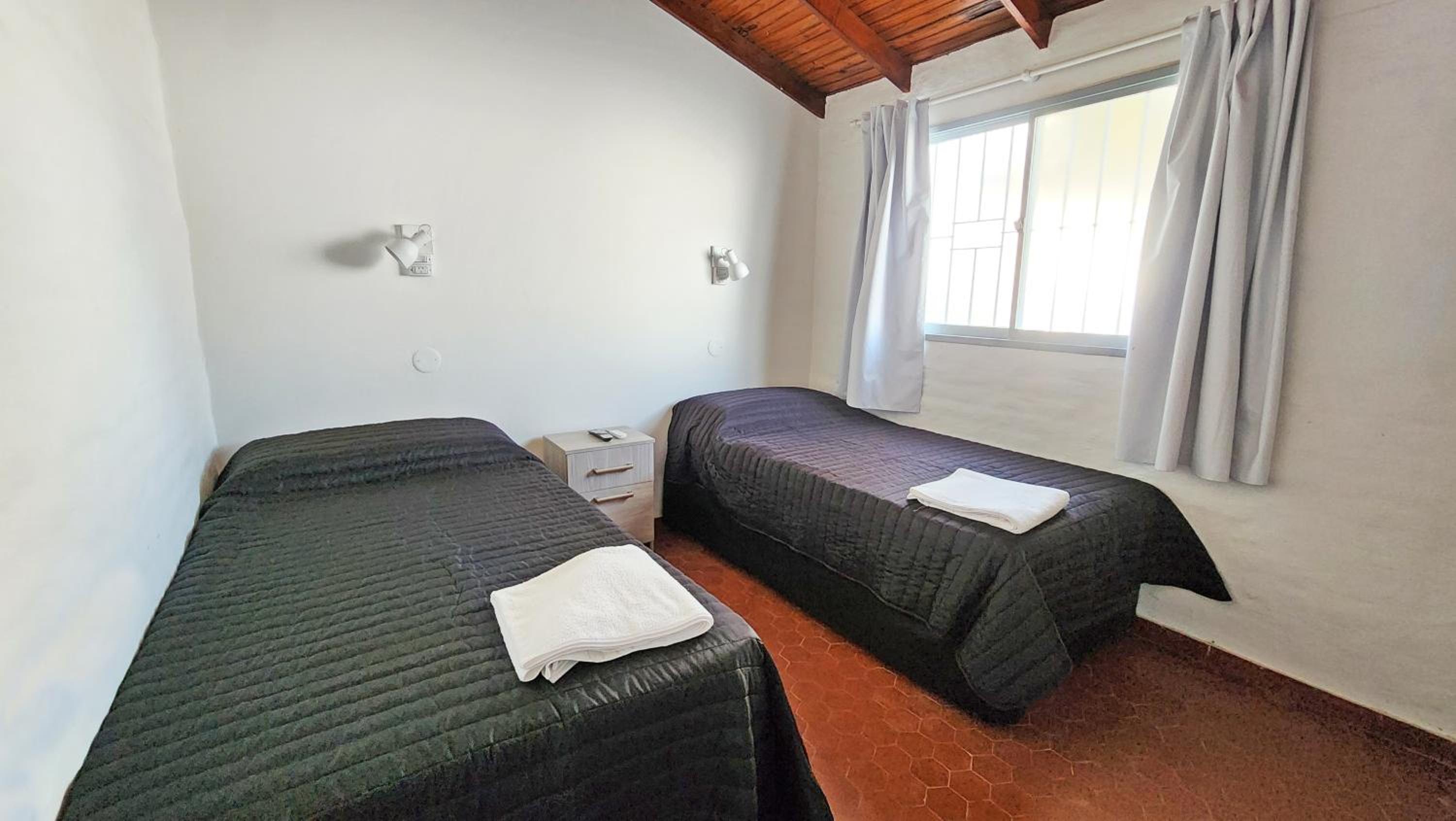 Four-Bedroom House photo 3