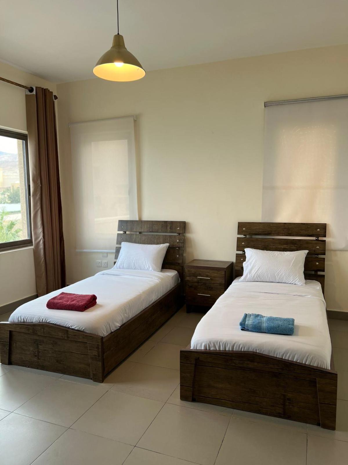 Two-Bedroom Apartment with Balcony and Sea View photo 2