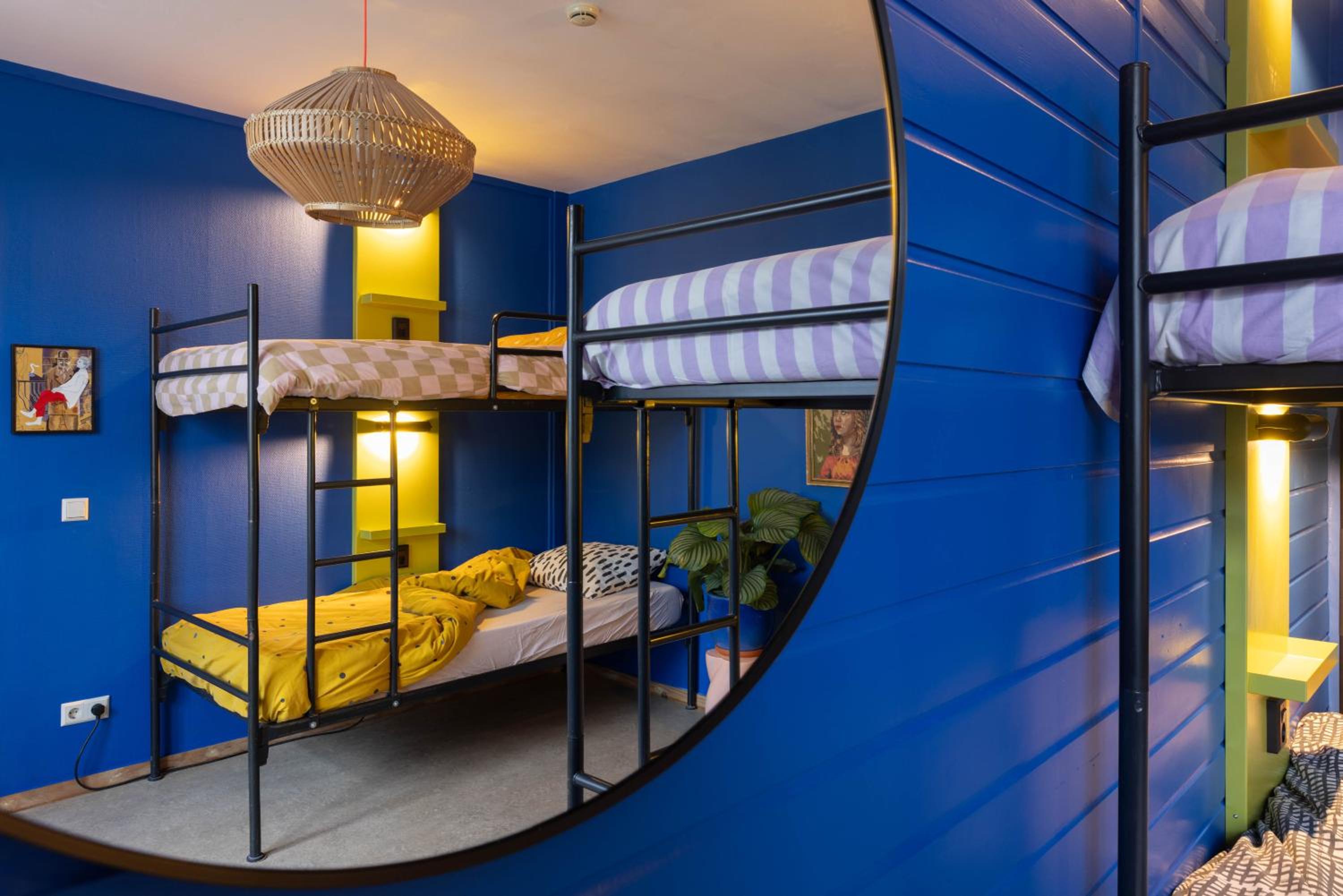 Bed in 4-Bed Dormitory Room photo 2