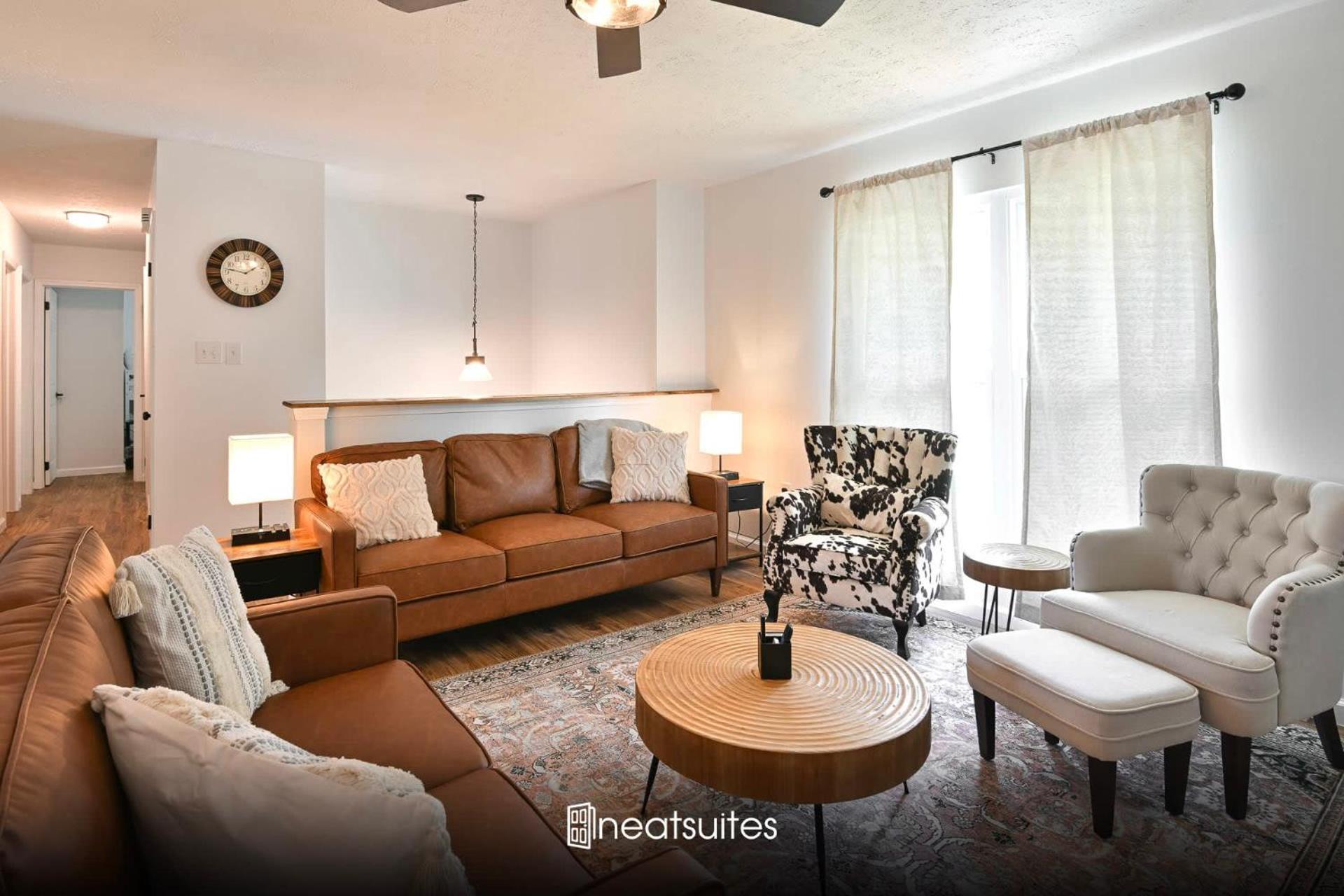 Family Room photo 1