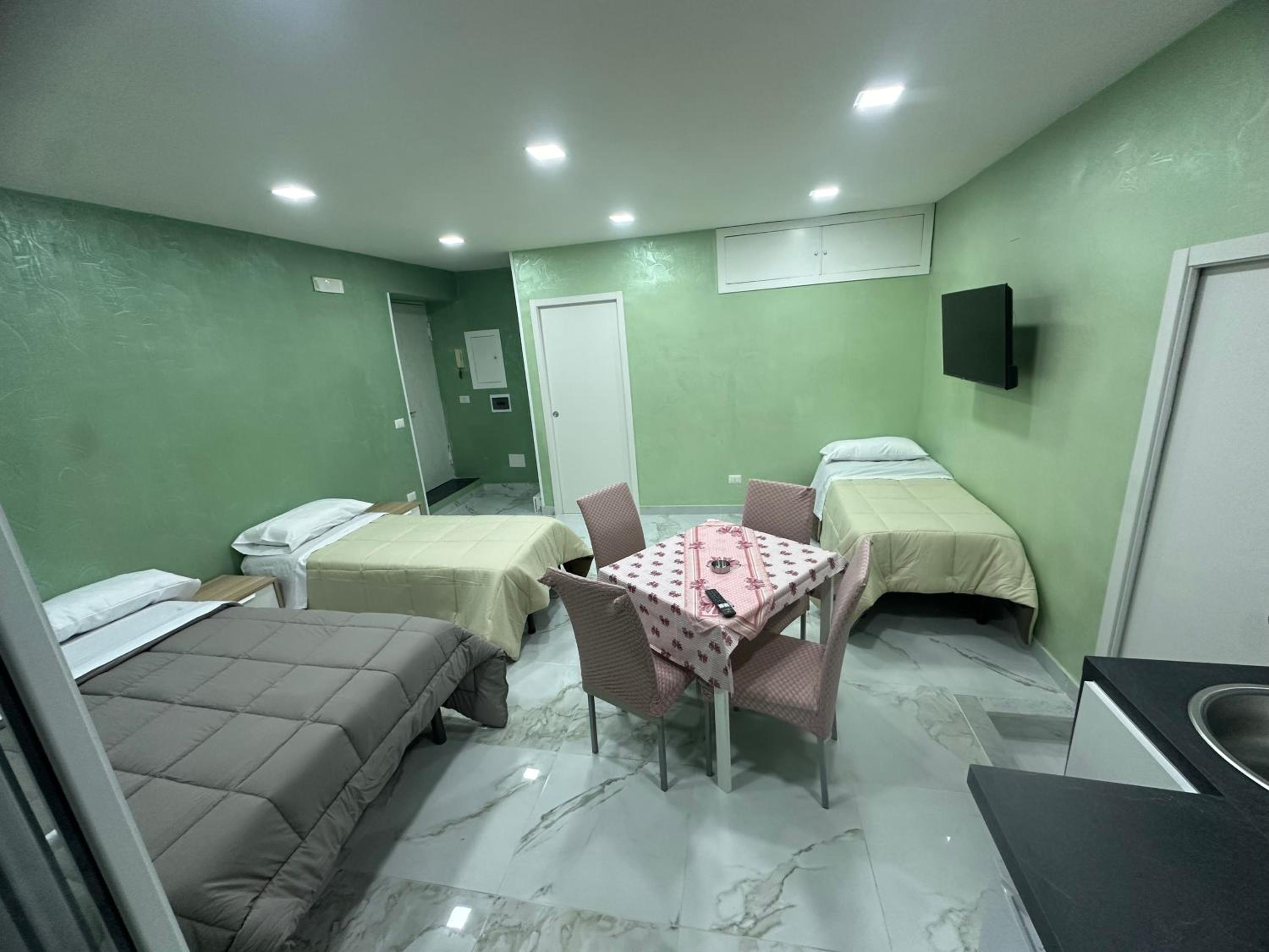 One-Bedroom Apartment