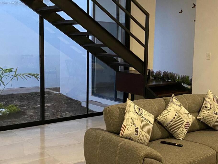 Four-Bedroom House photo 1