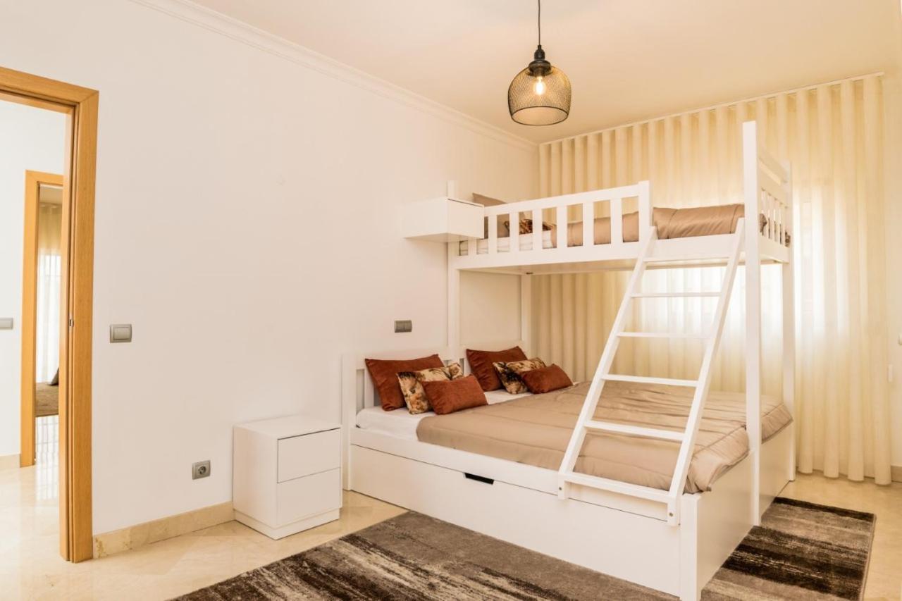 Three-Bedroom House photo 2