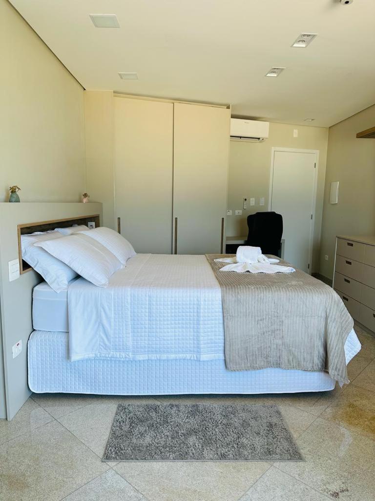 Deluxe Suite with Sea View