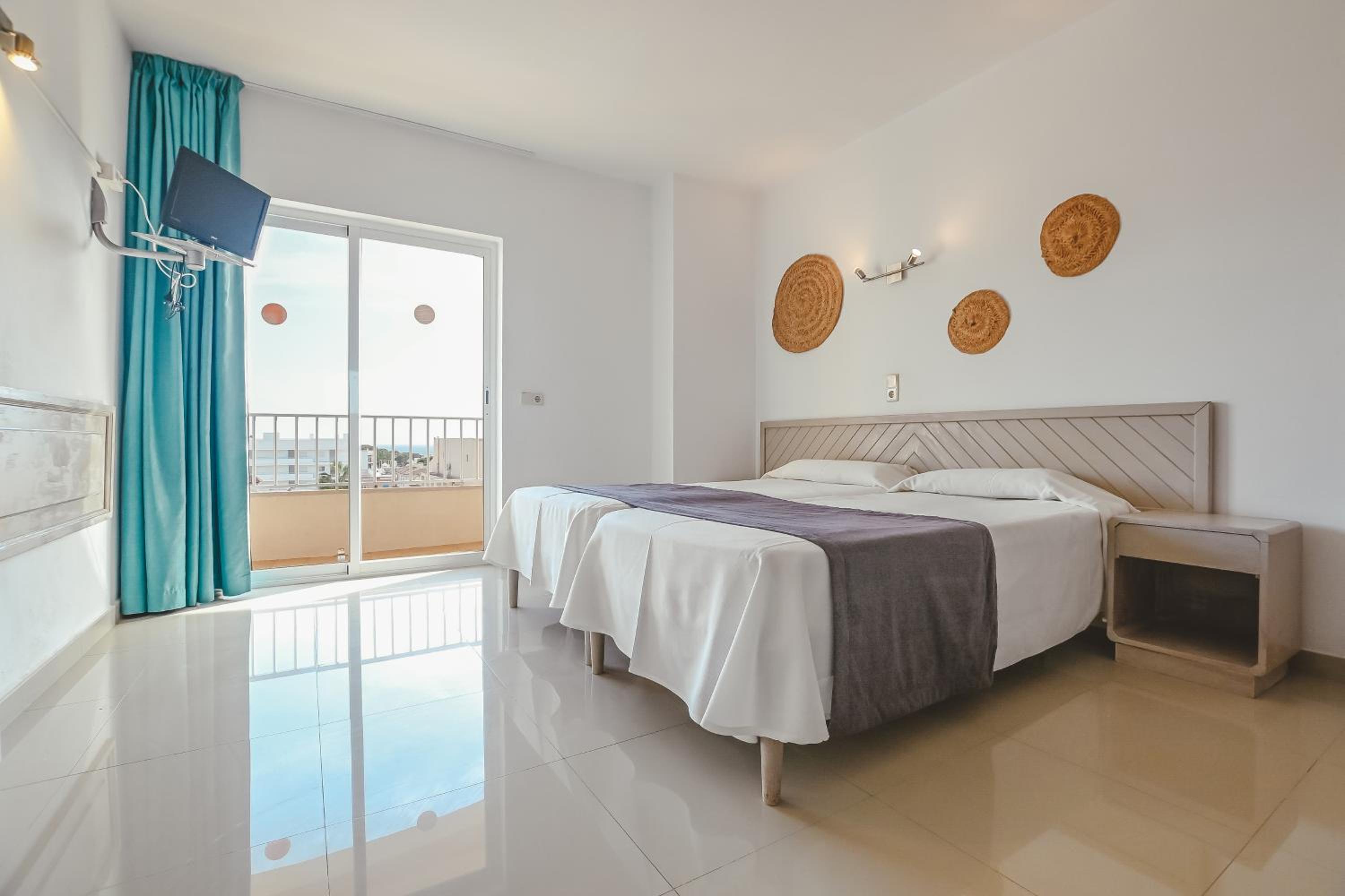 Estudio con Balcón