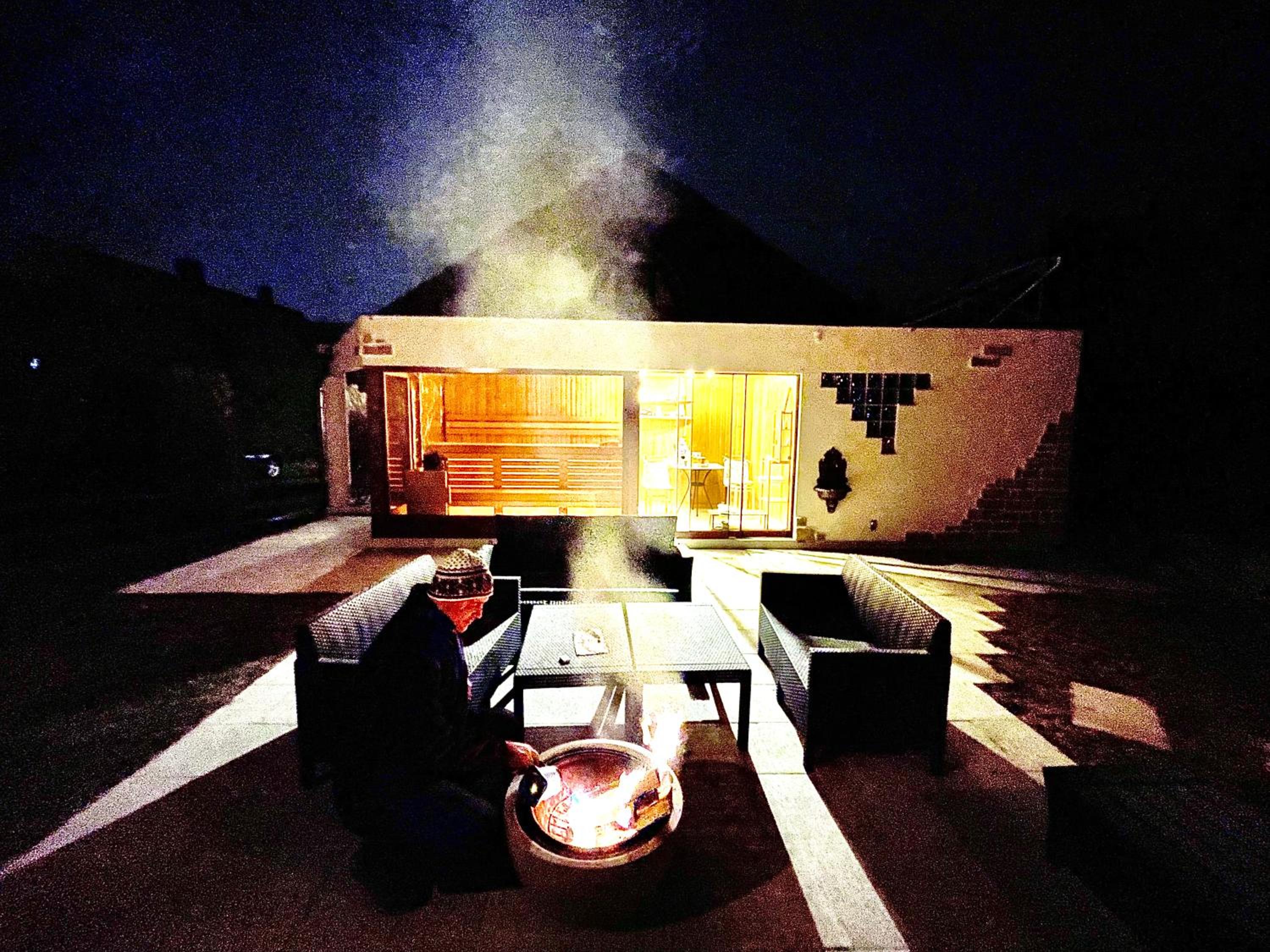 Four-Bedroom House - Photo 3