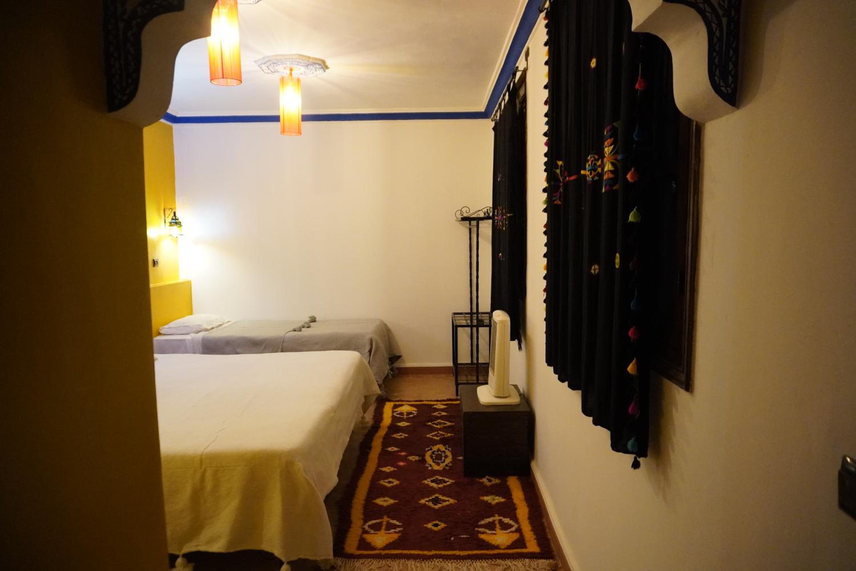 Standard Triple Room - Photo 30