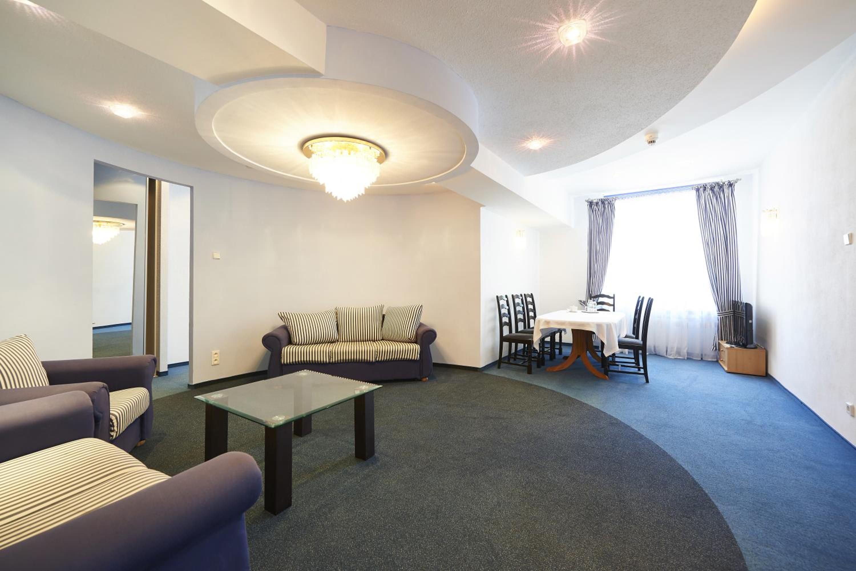 Apartment - Photo 1