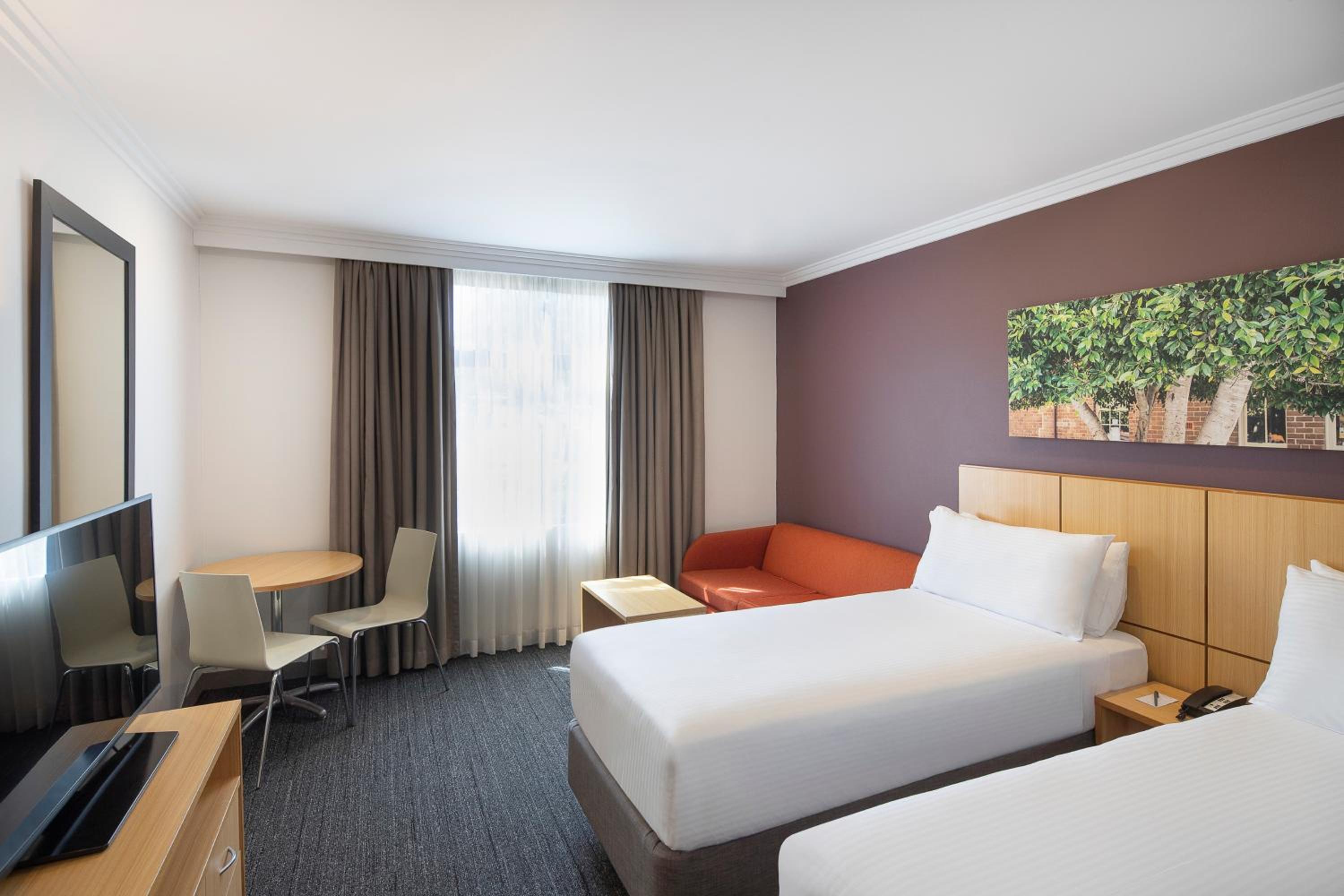 Standard Twin Room - Photo 3