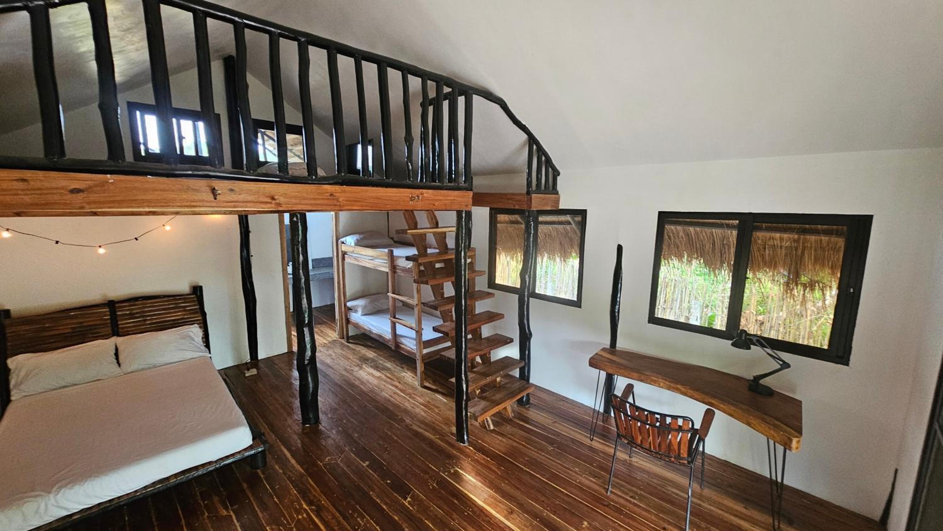 Family Room with Mountain View photo 1